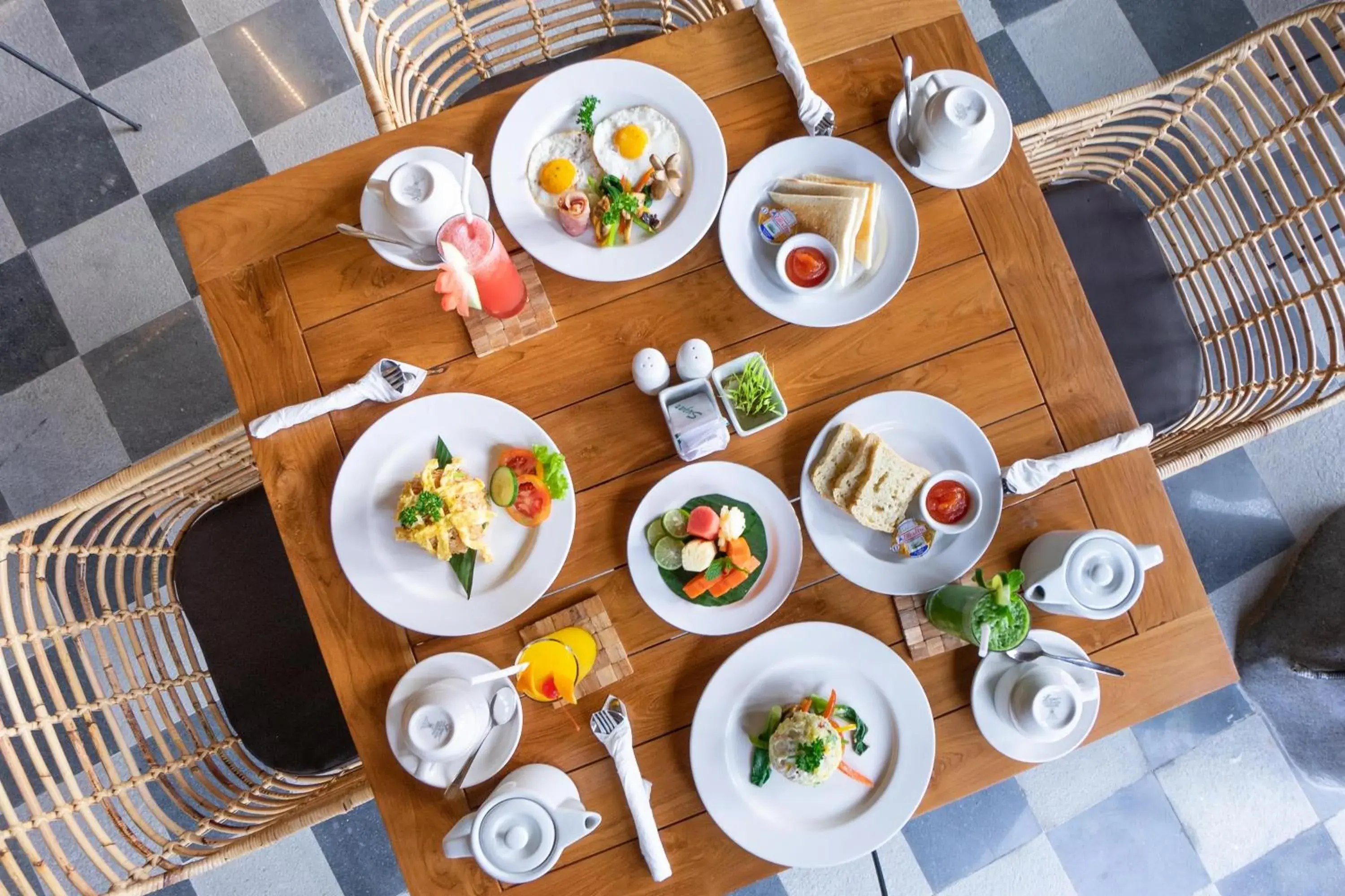 Food and drinks in Villa Sonia Ubud Food and drinks in Villa Sonia Ubud