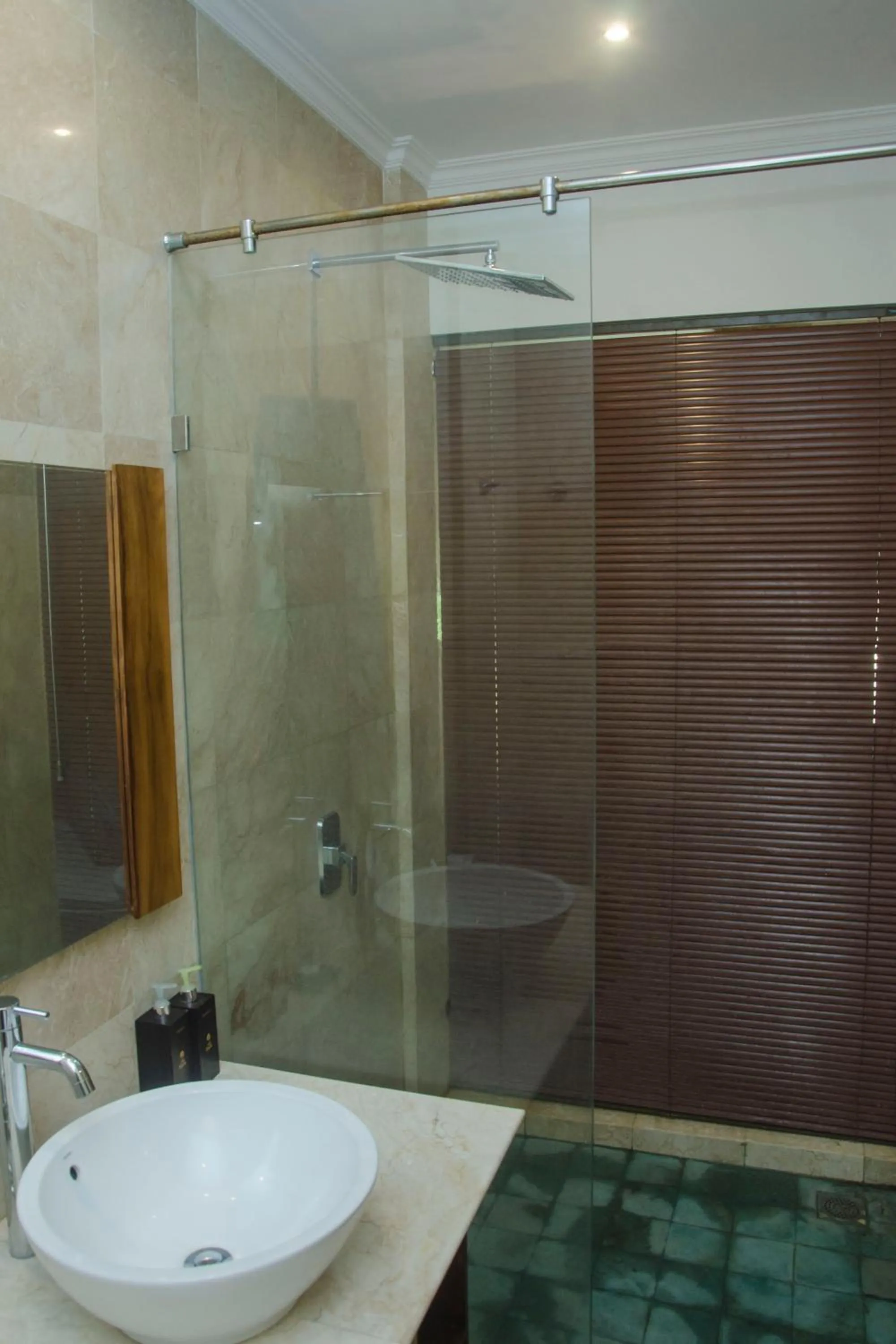 Shower in Villa Sonia Ubud