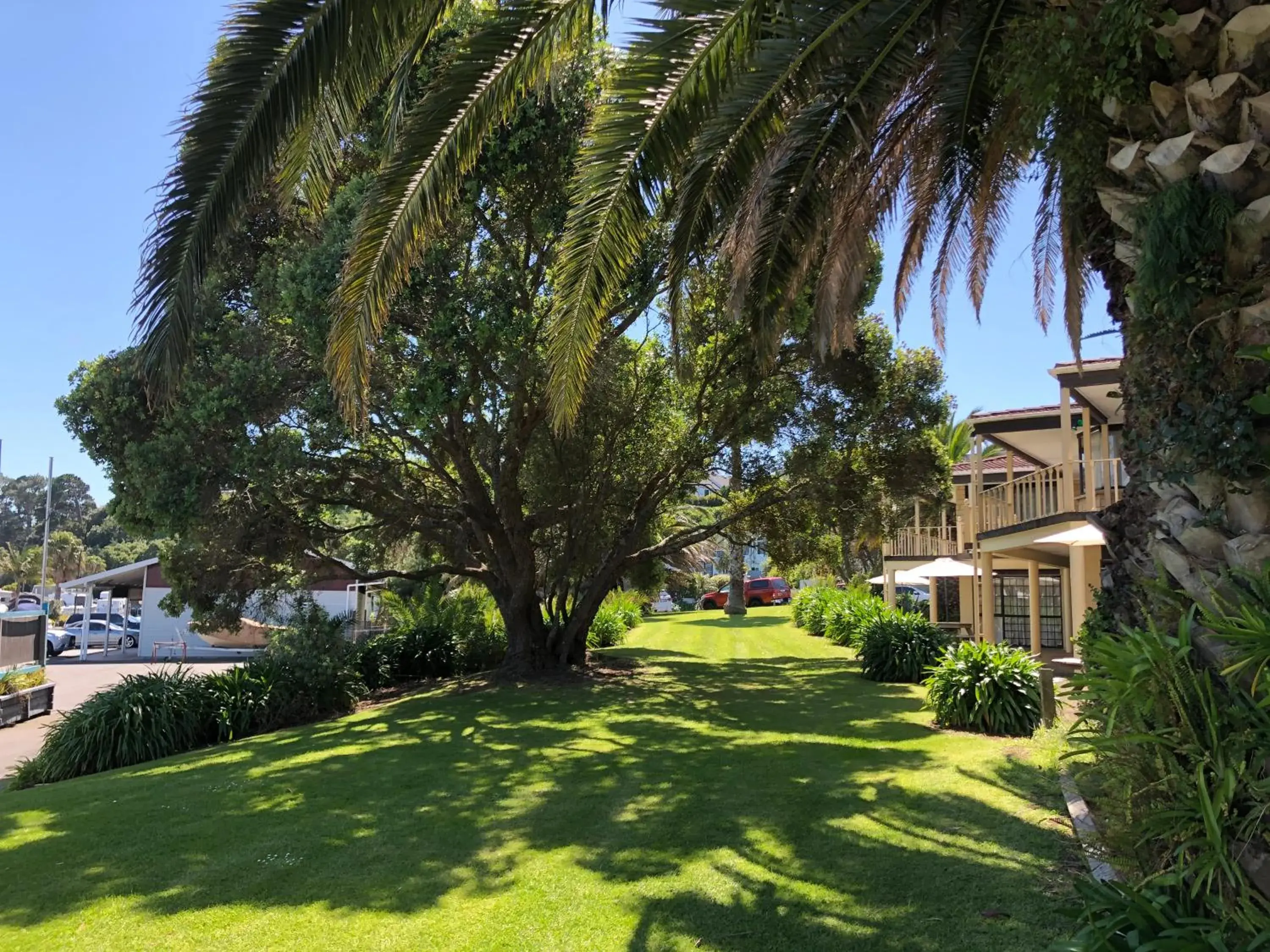 Garden in Half Moon Bay Motel