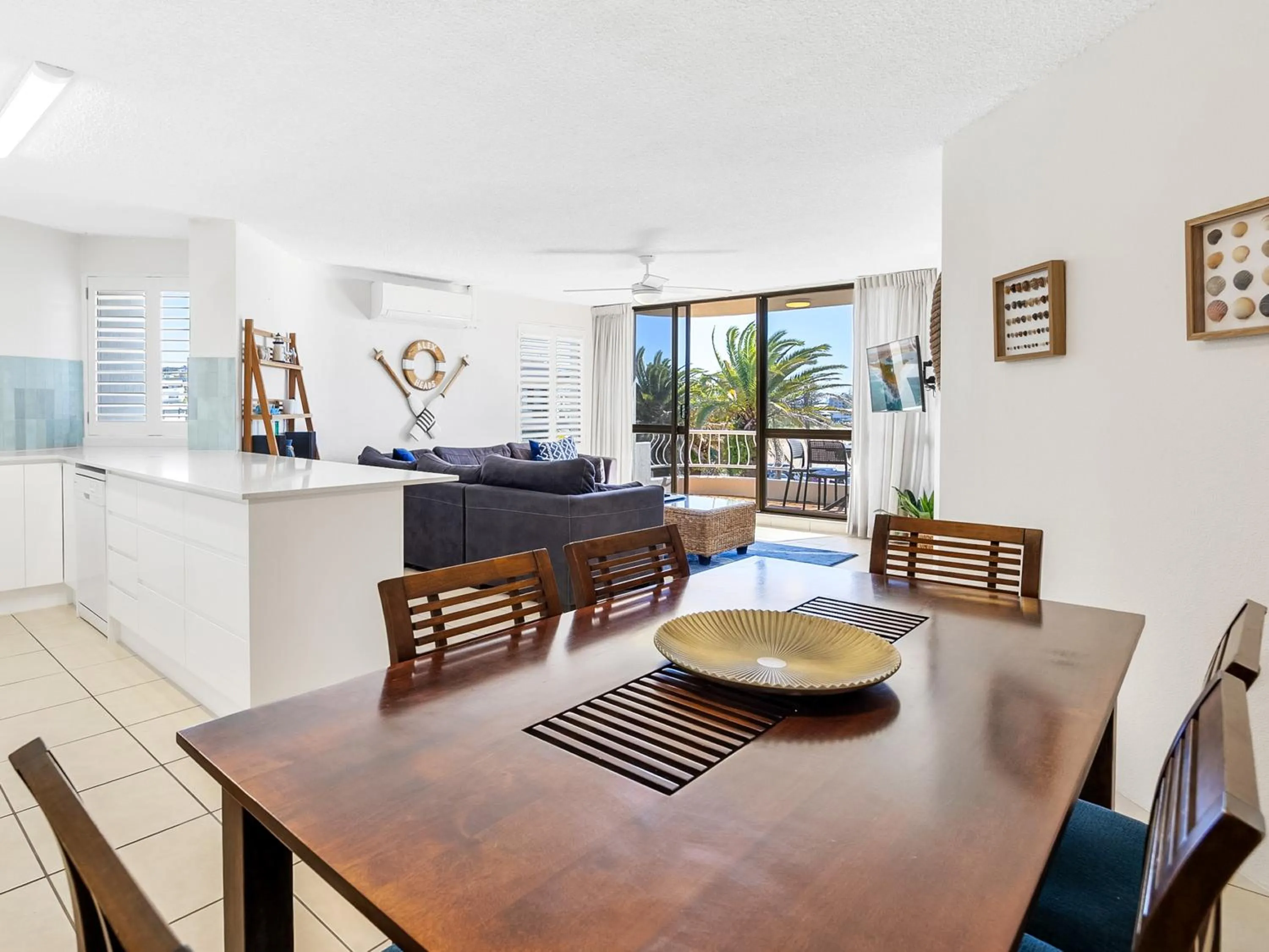 Dining area in Alexandria Apartments