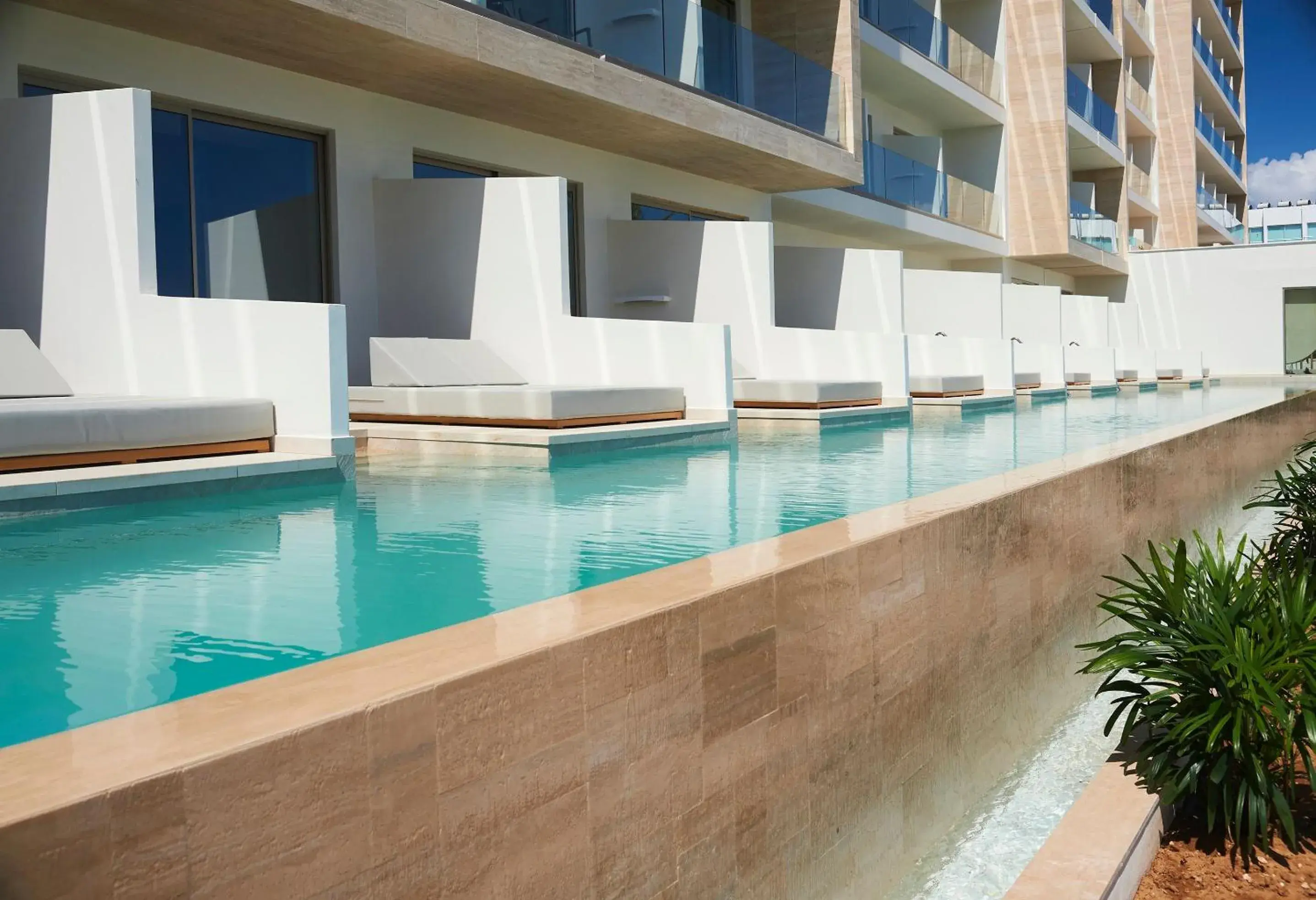 Swimming pool in Sunrise Jade - Adults Only Swimming pool in Sunrise Jade - Adults Only