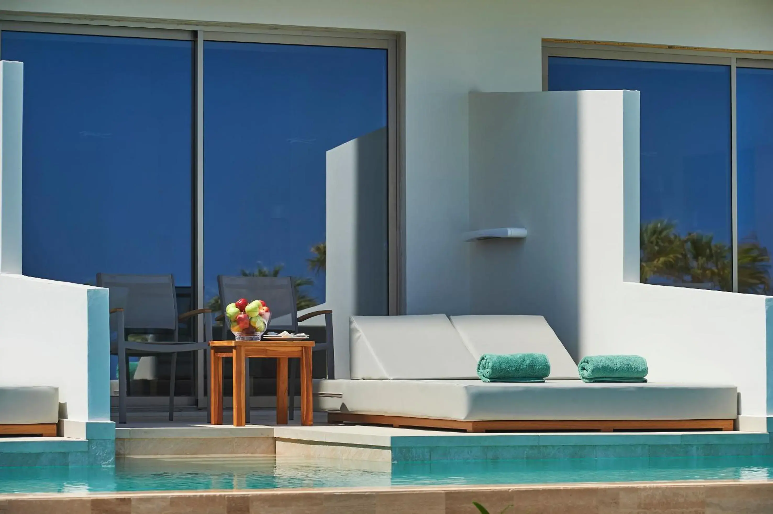 Swimming pool in Sunrise Jade - Adults Only Swimming pool in Sunrise Jade - Adults Only