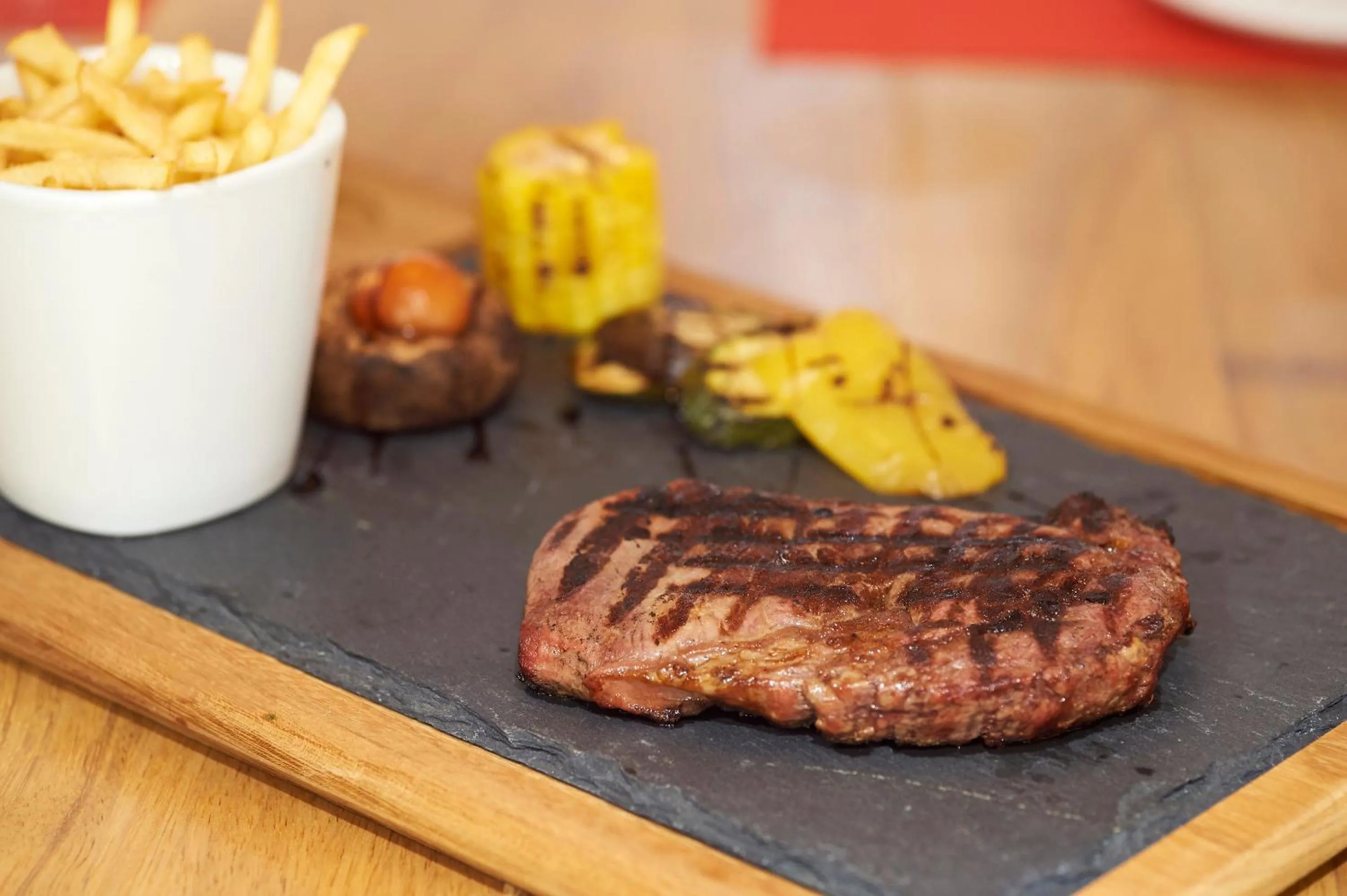 Food in Sunrise Jade - Adults Only