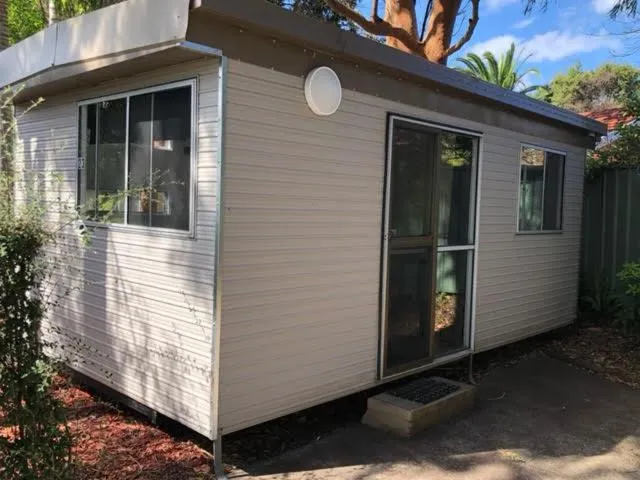 Batemans Bay Holiday Park & Hostel