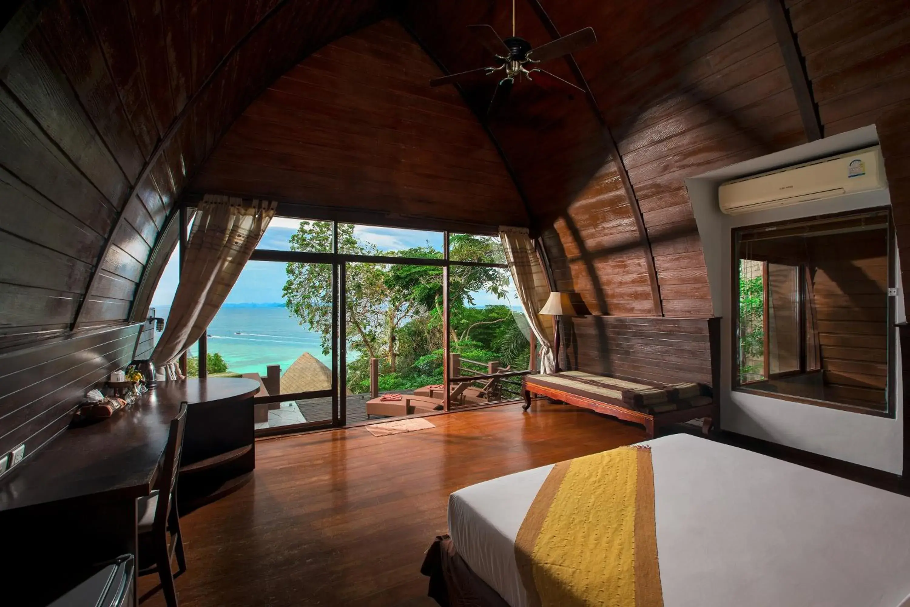 Bedroom, Bed in The Cove Phi Phi Bedroom, Bed in The Cove Phi Phi