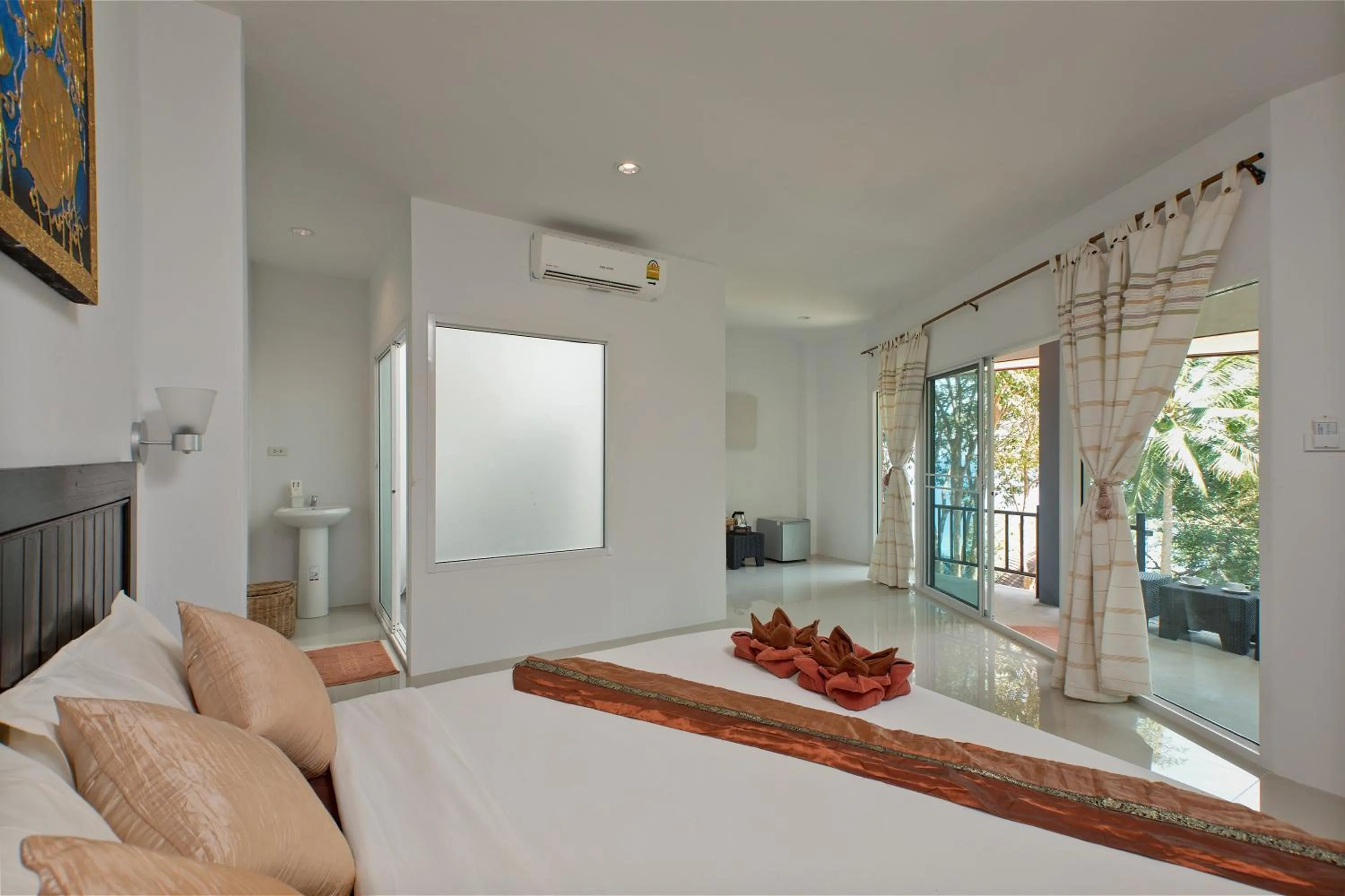 Bedroom, Bed in The Cove Phi Phi