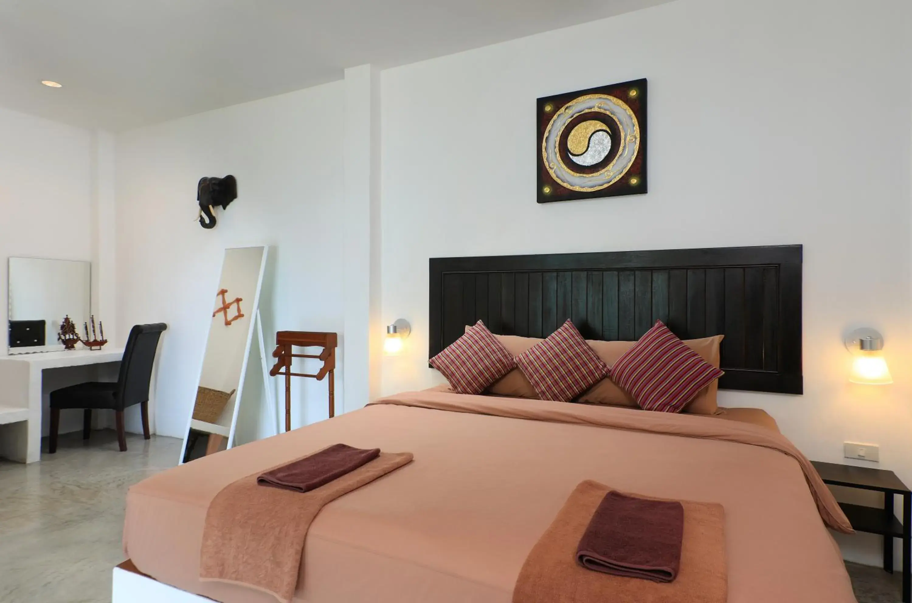 Bedroom, Bed in The Cove Phi Phi Bedroom, Bed in The Cove Phi Phi