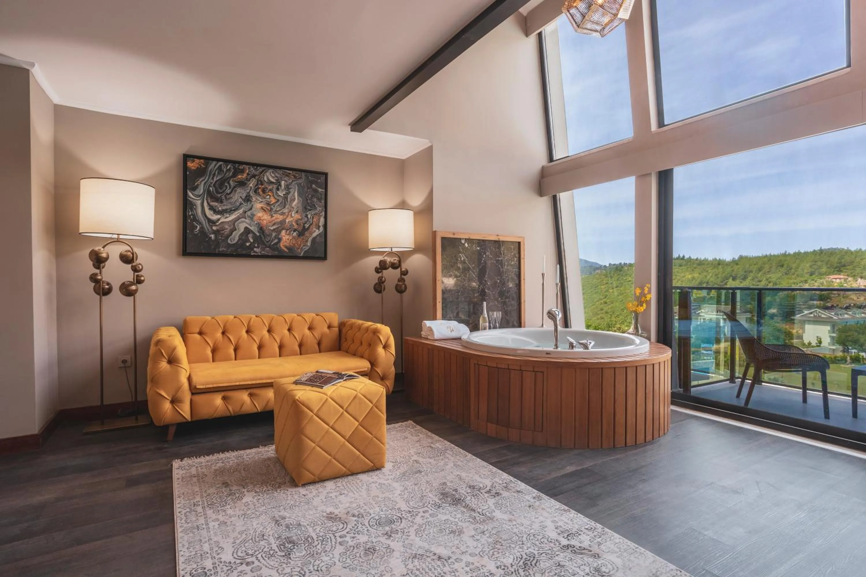 Hot Tub in Orka Cove Hotel Penthouse & Suites Adults Only