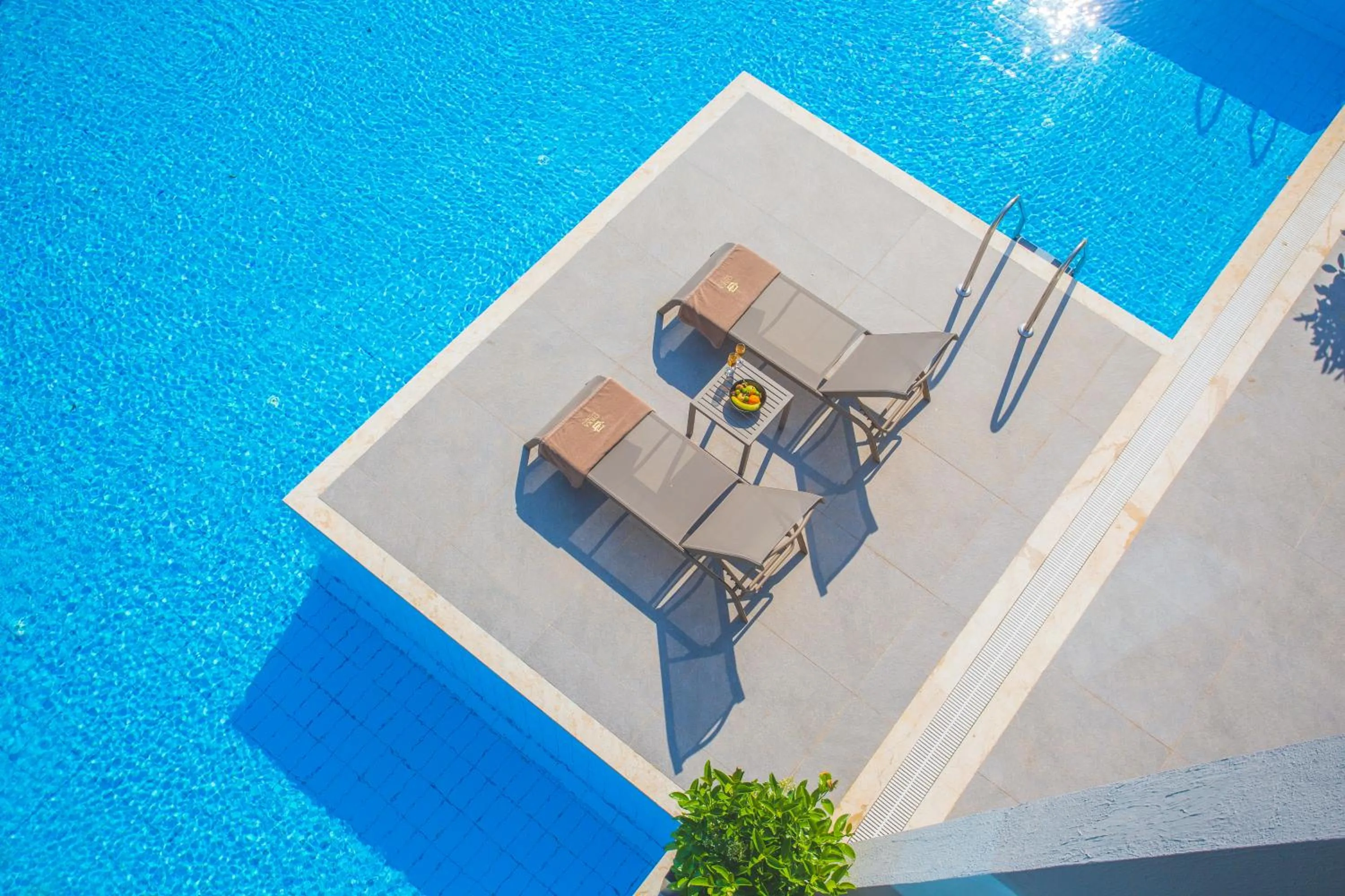 Swimming pool in Orka Cove Hotel Penthouse & Suites Adults Only