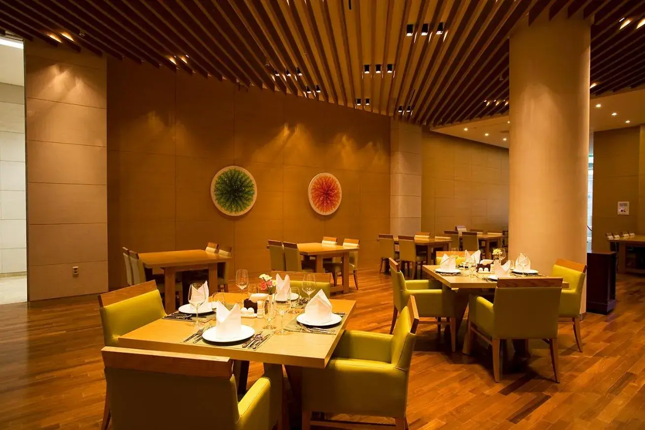 Restaurant/places to eat in STX Resort Restaurant/places to eat in STX Resort