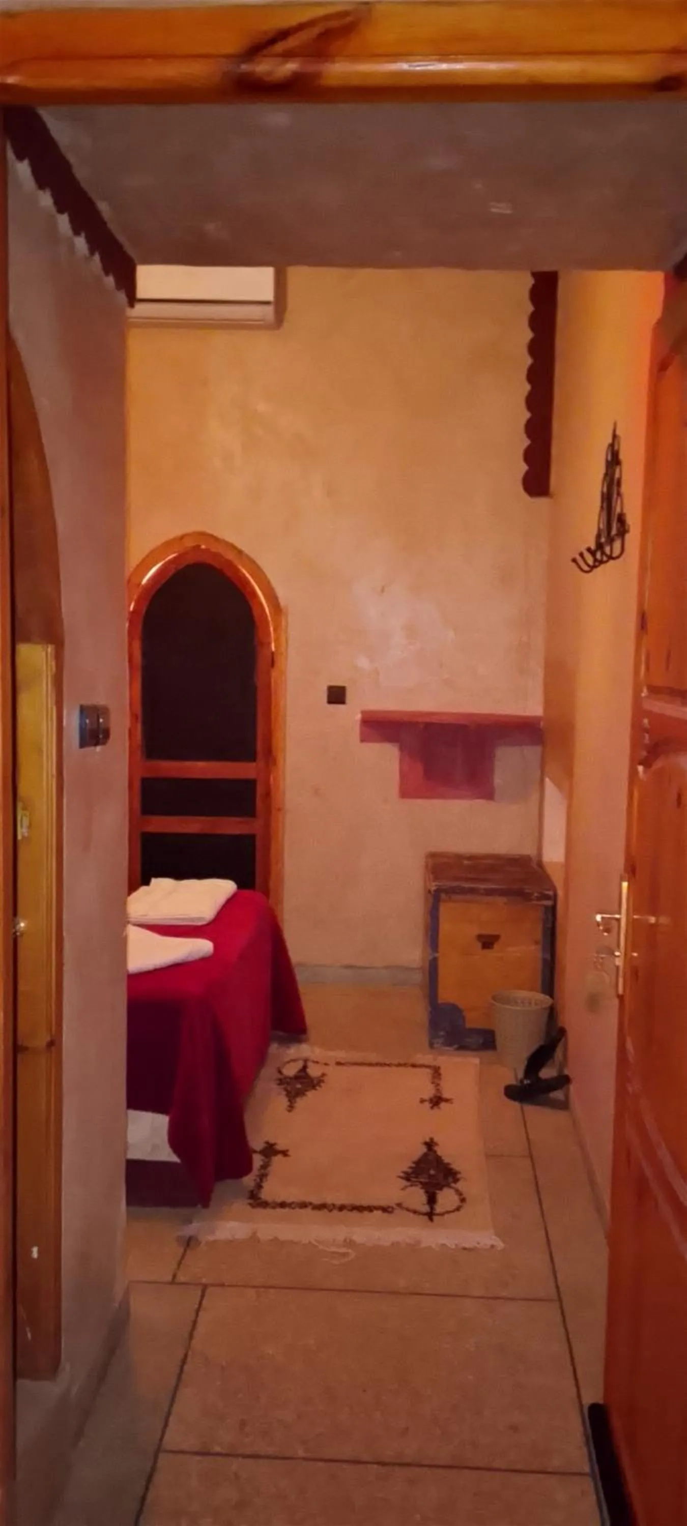 Bed in Auberge Restaurant Zahra