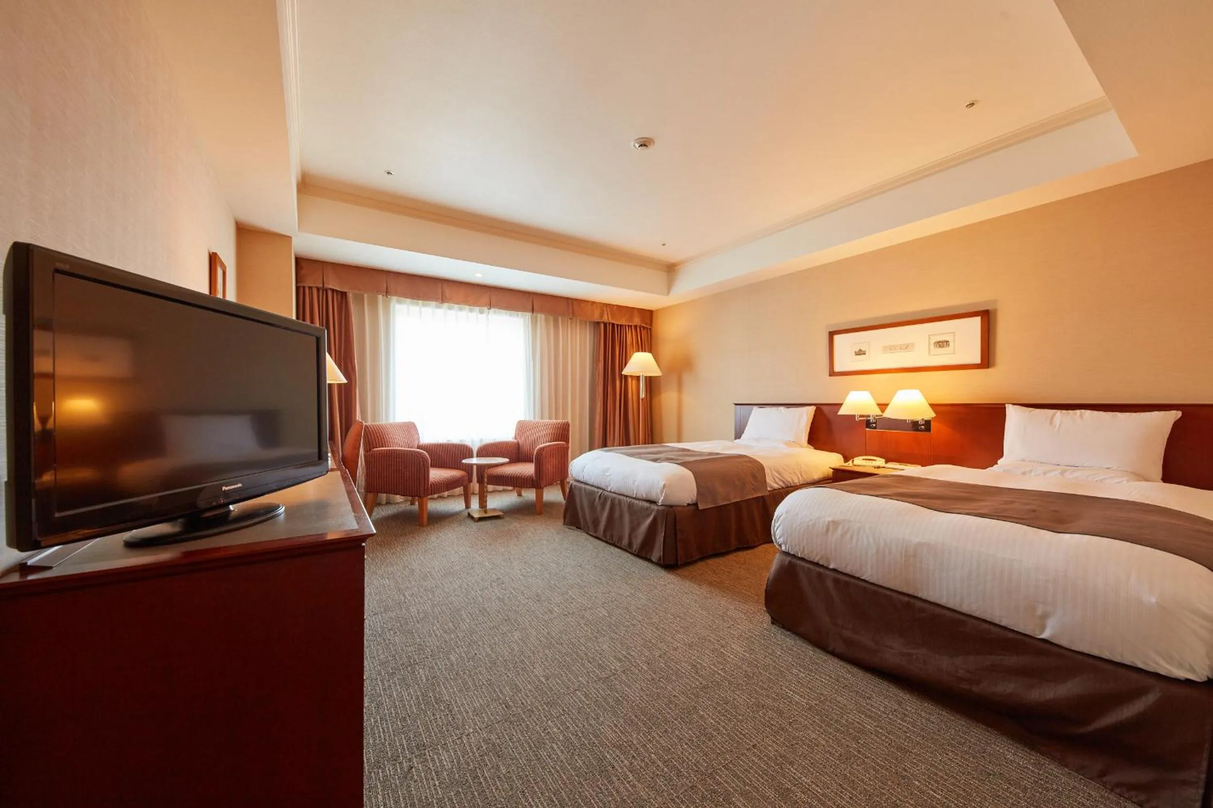 Bed in Rembrandt Hotel Ebina