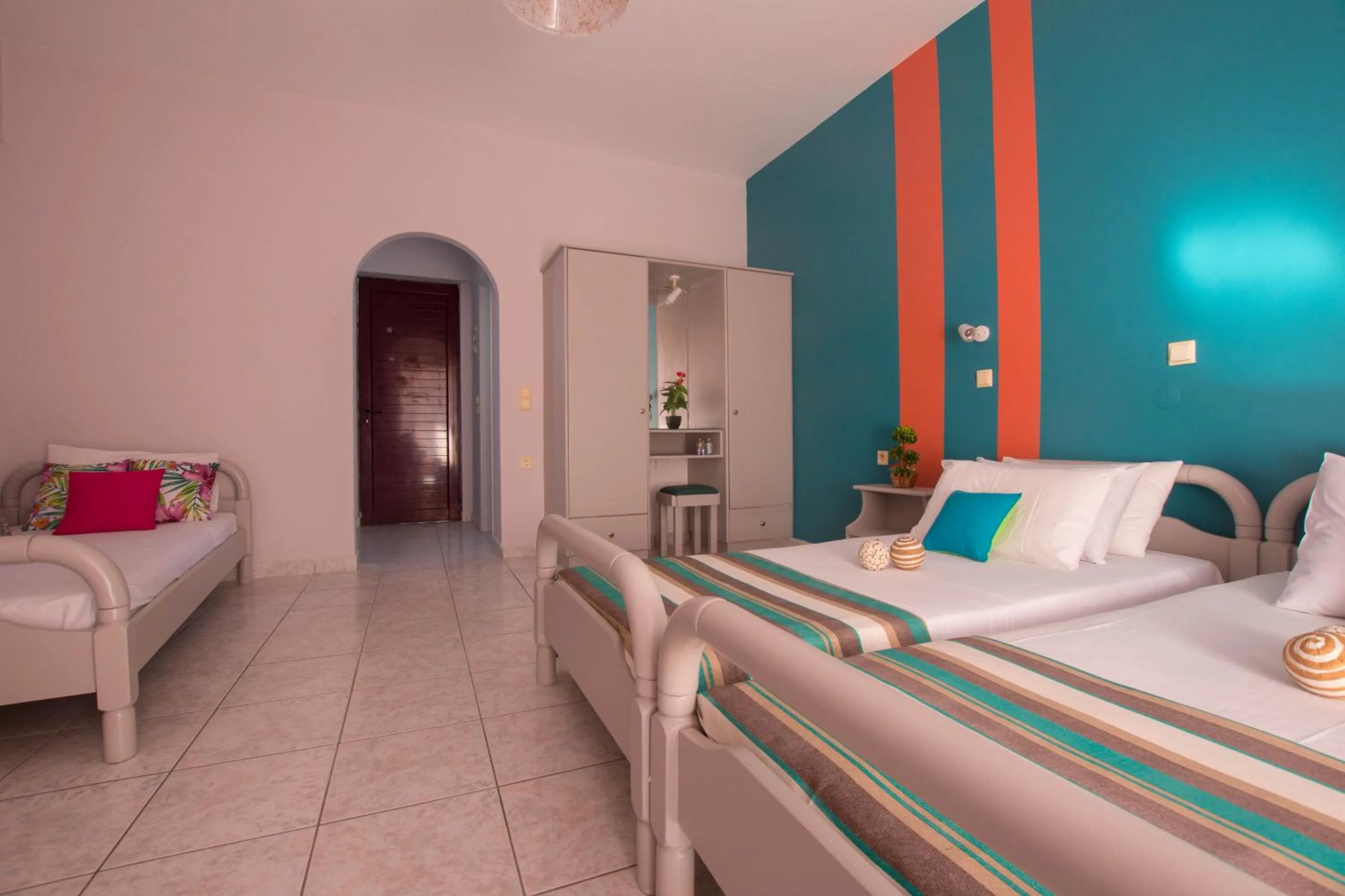 Bed in Bona Vista Studios
