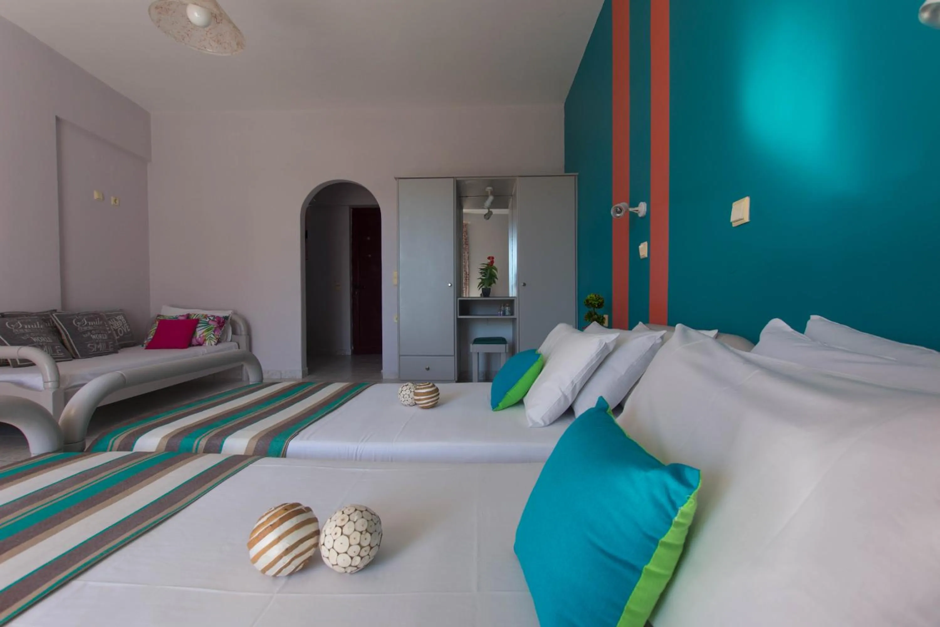 Bed in Bona Vista Studios