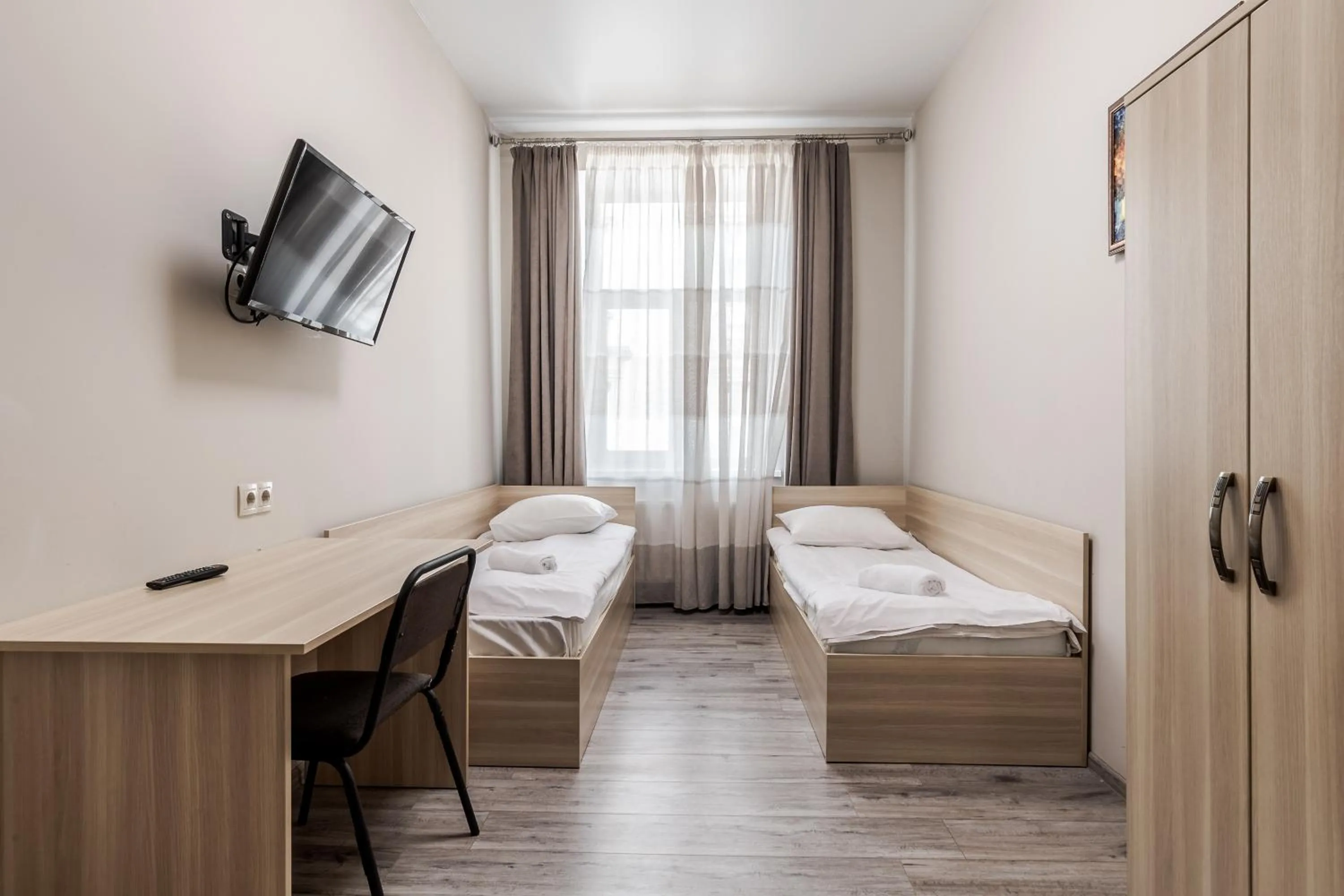 Bed in Creamy apartment