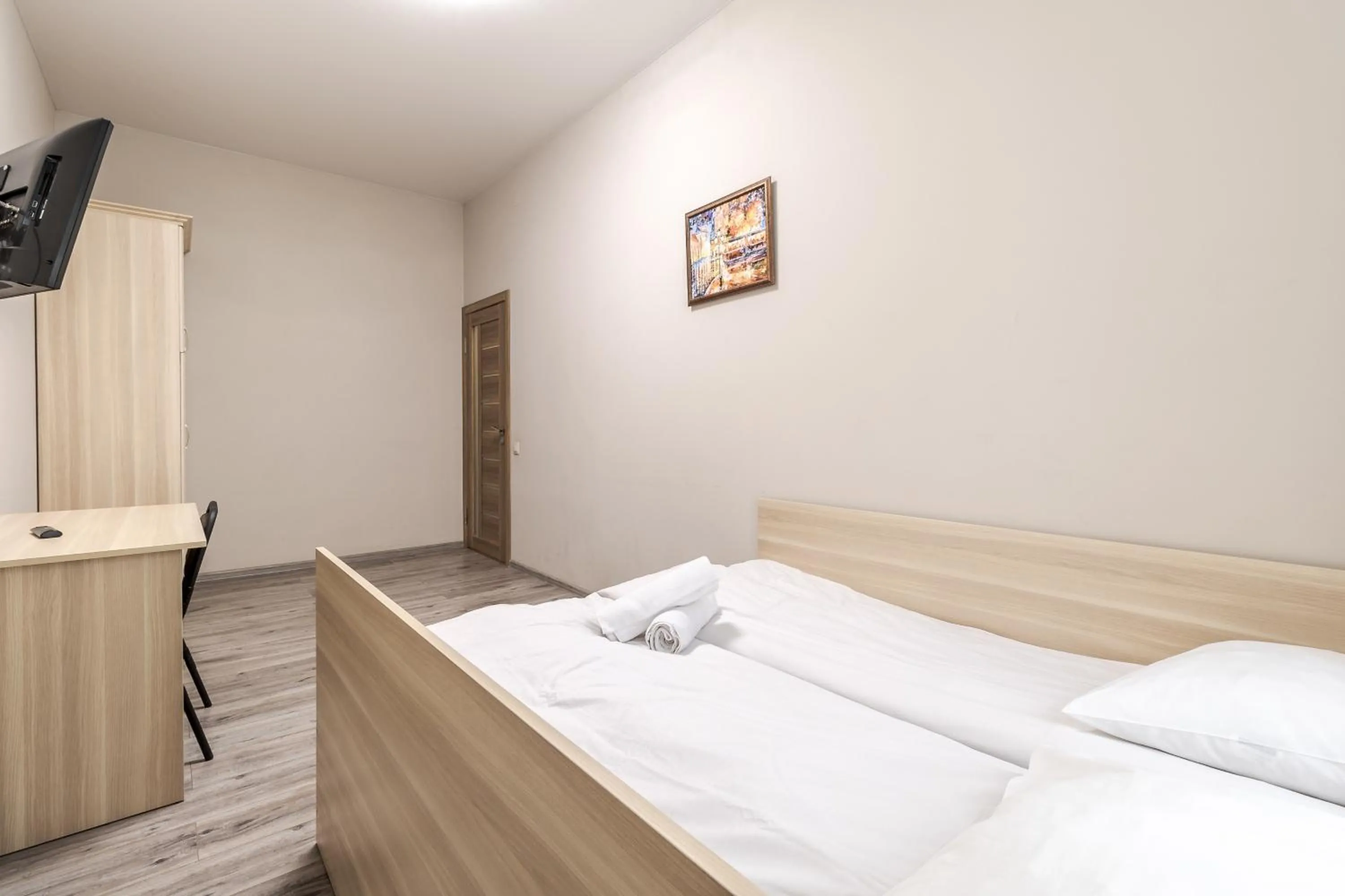Bed in Creamy apartment
