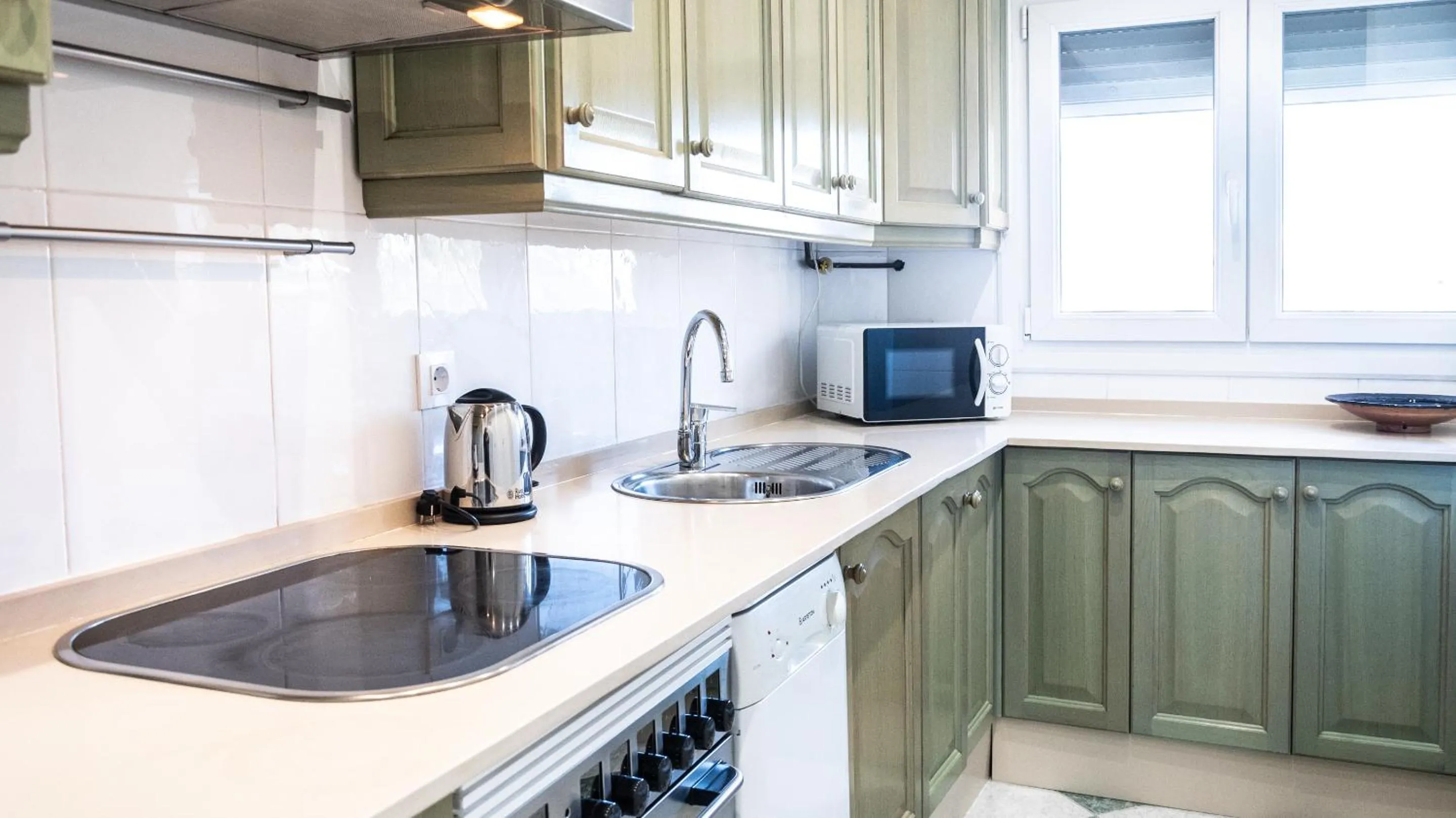 Kitchen or kitchenette in Apartamento Cadiz Paradiso