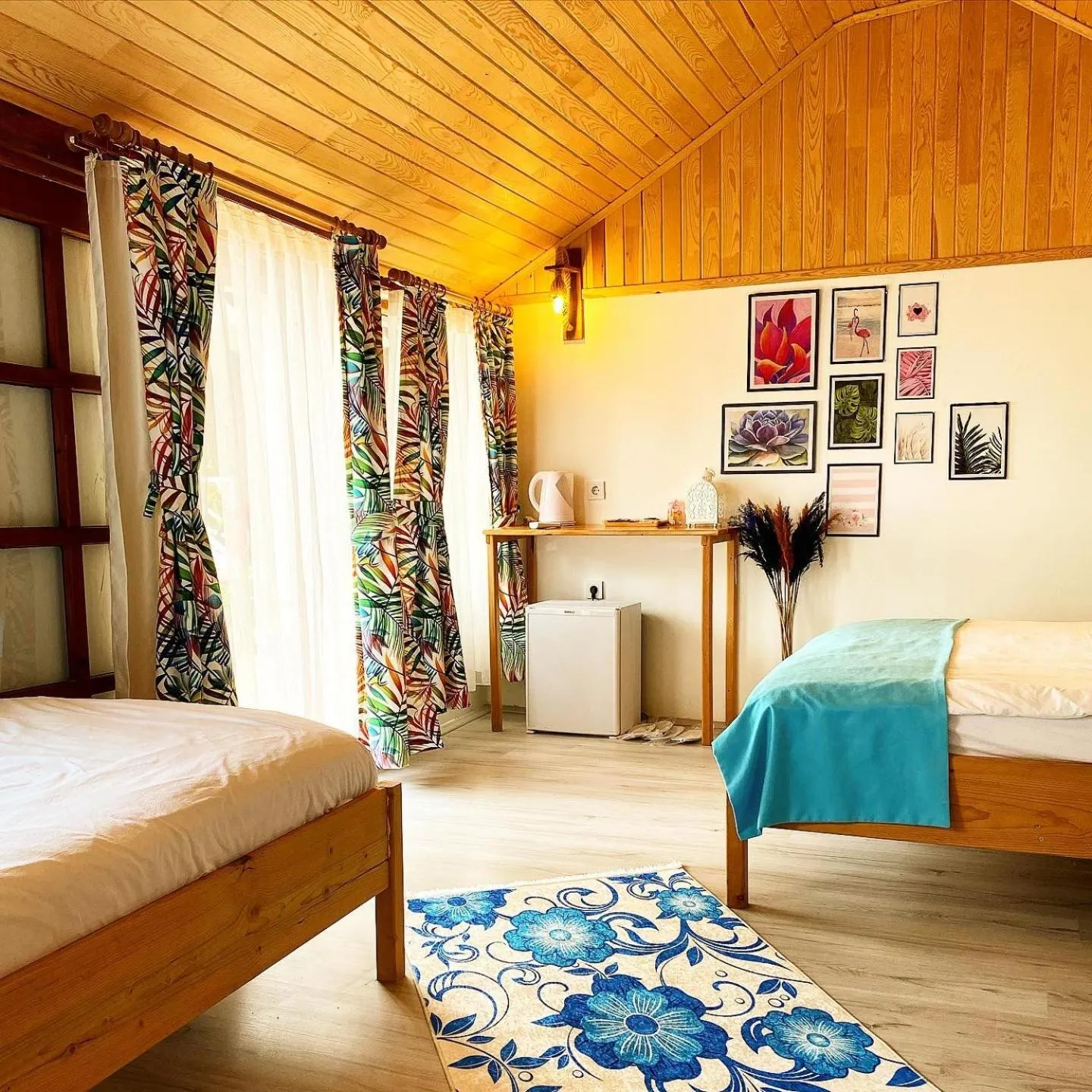 Photo of the whole room, Bed in Kara Kedi Beach Bungalow