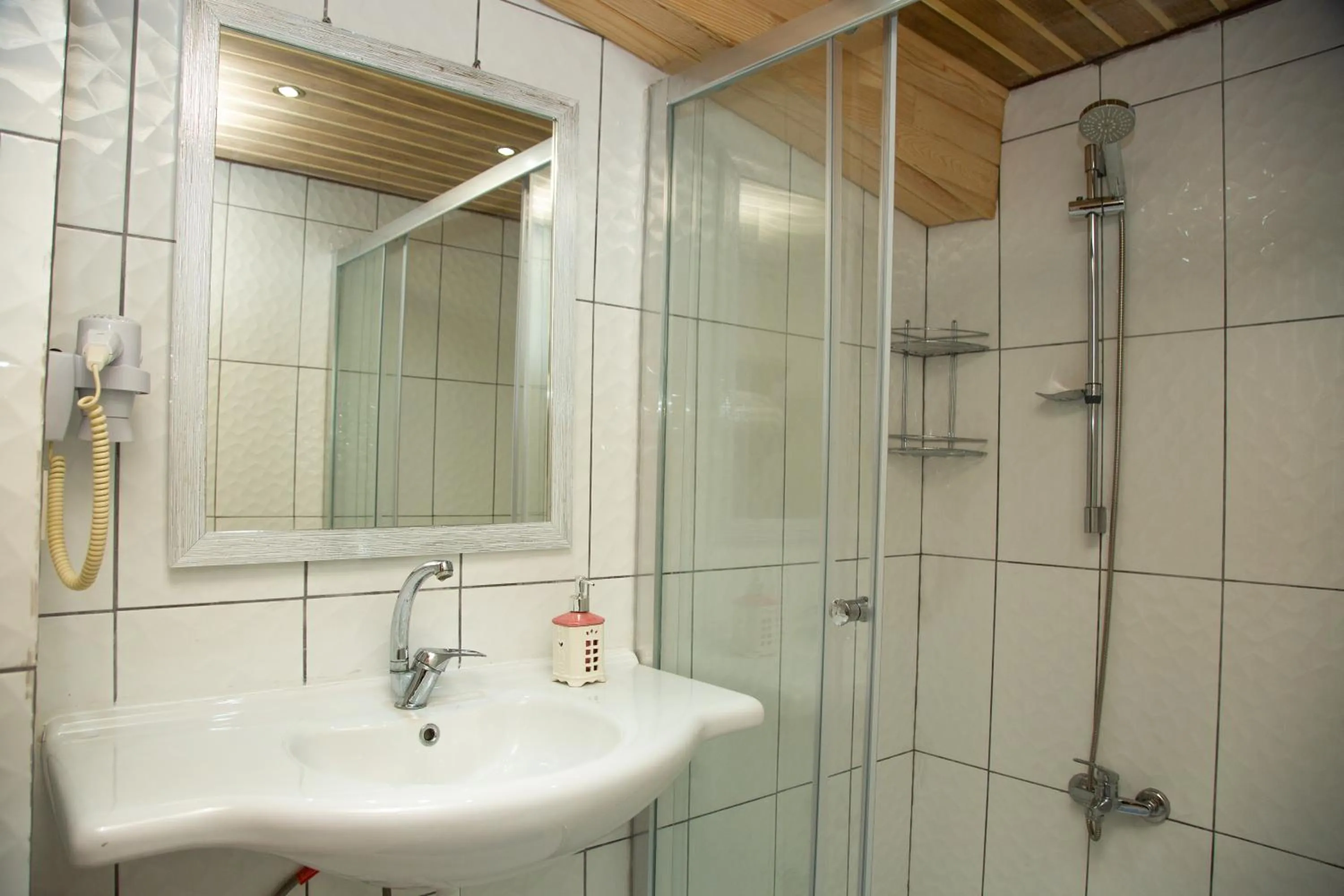 Bathroom in Kara Kedi Beach Bungalow