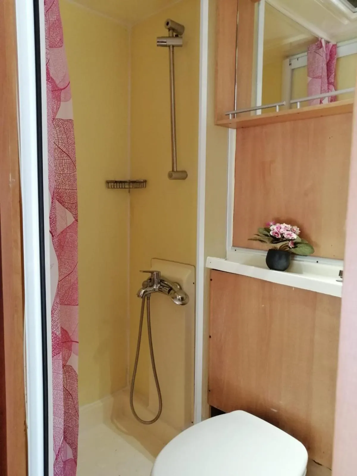 Bathroom in Kara Kedi Beach Bungalow