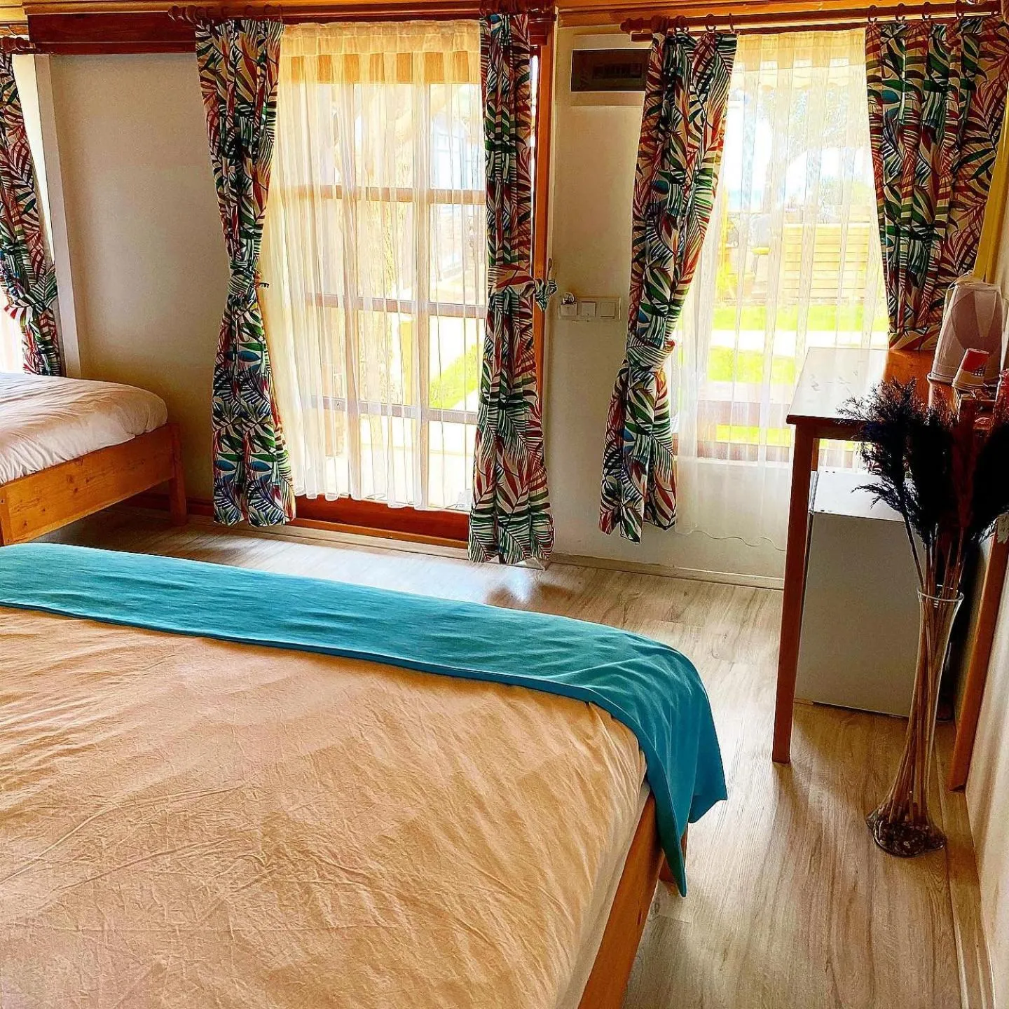 Photo of the whole room, Bed in Kara Kedi Beach Bungalow