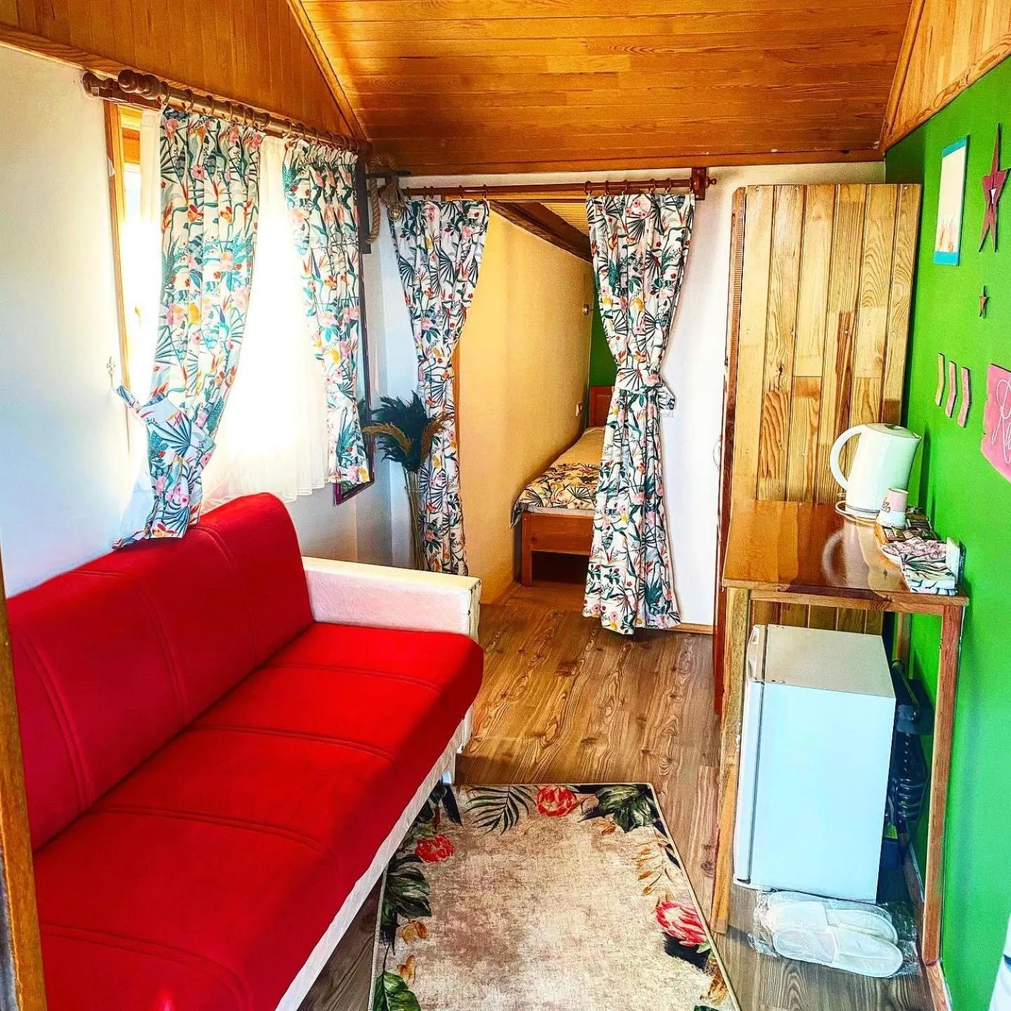 Seating area in Kara Kedi Beach Bungalow