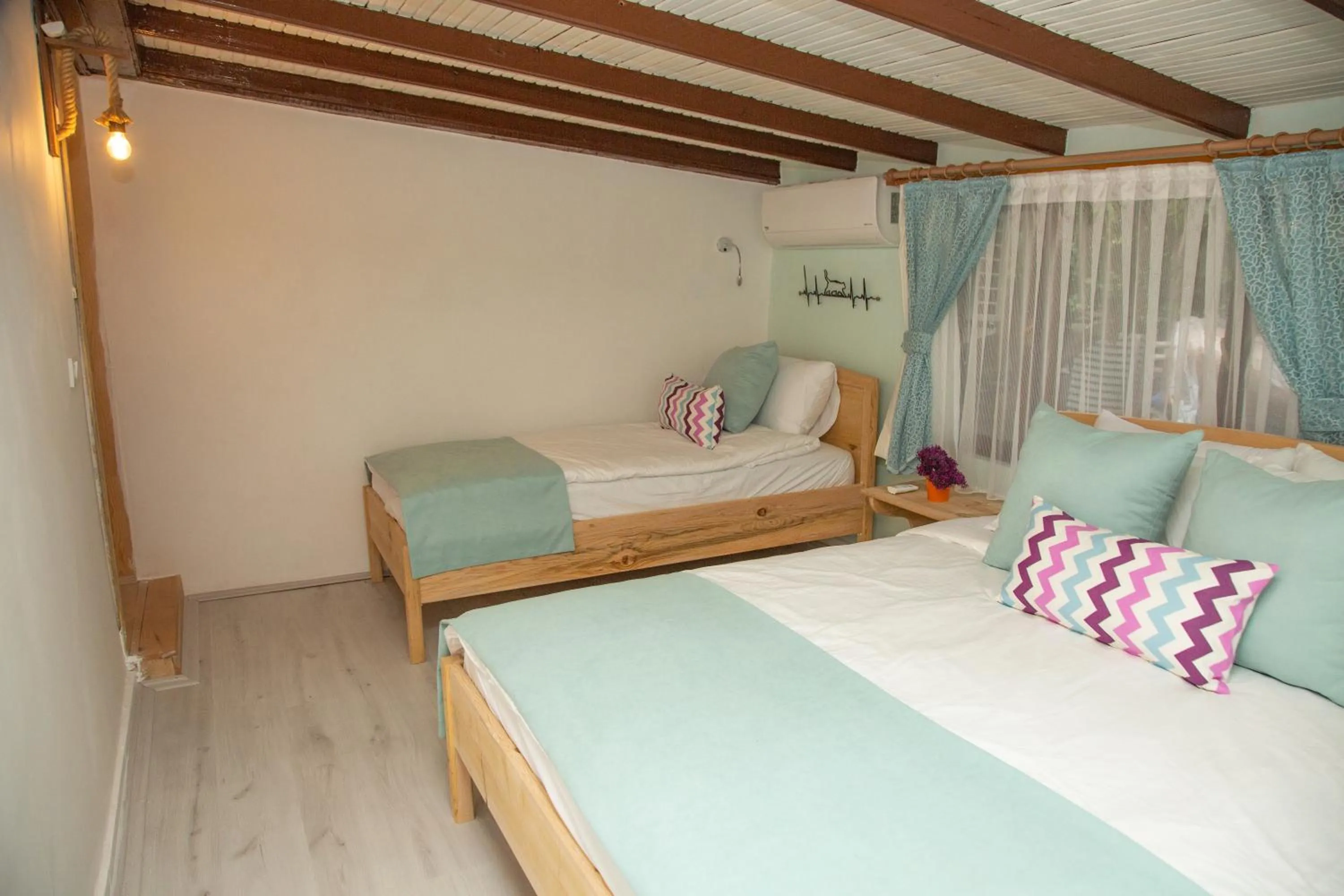Decorative detail, Bed in Kara Kedi Beach Bungalow