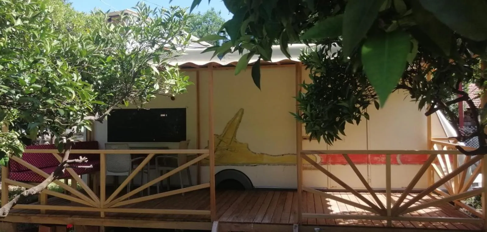 Balcony/Terrace in Kara Kedi Beach Bungalow