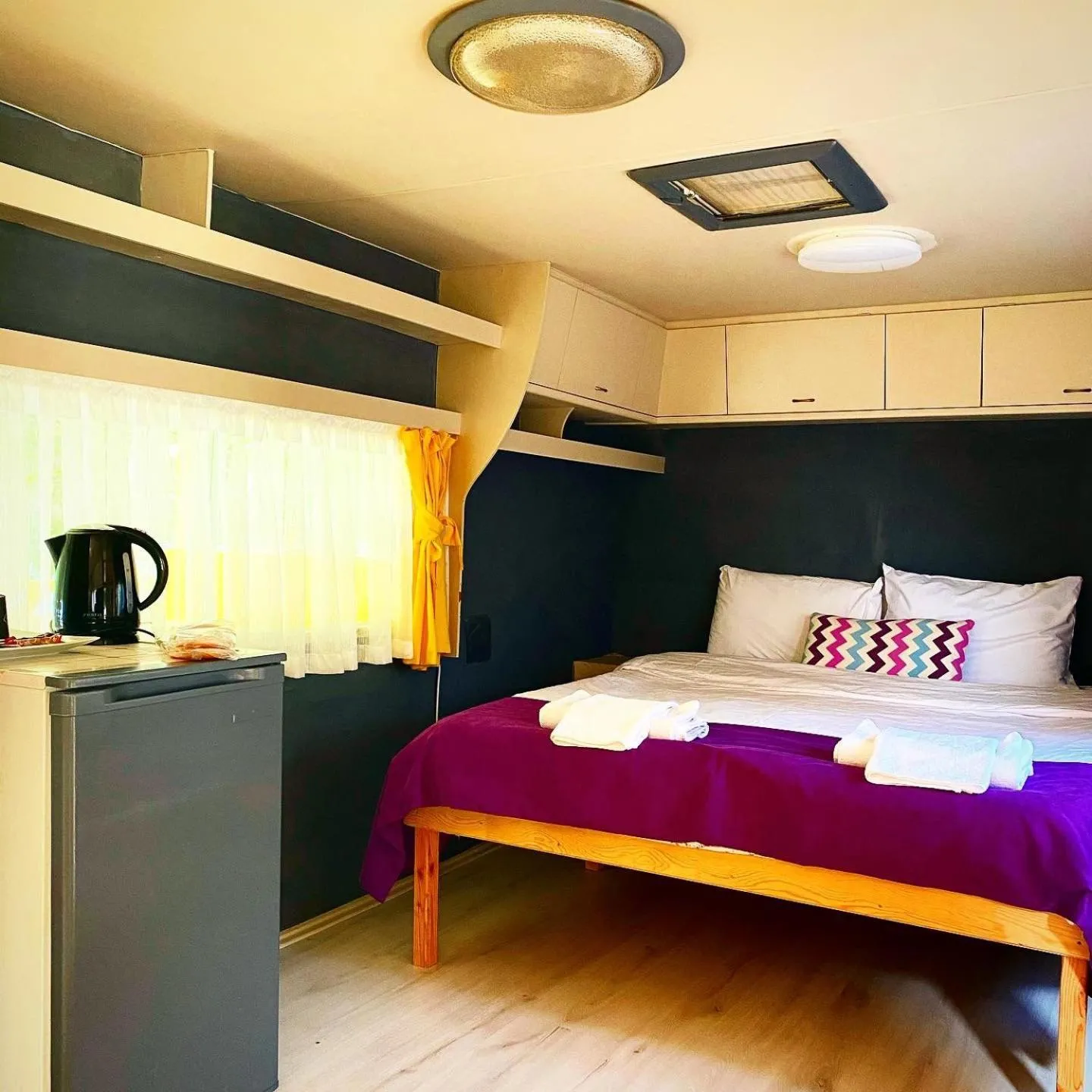 Coffee/tea facilities, Bed in Kara Kedi Beach Bungalow