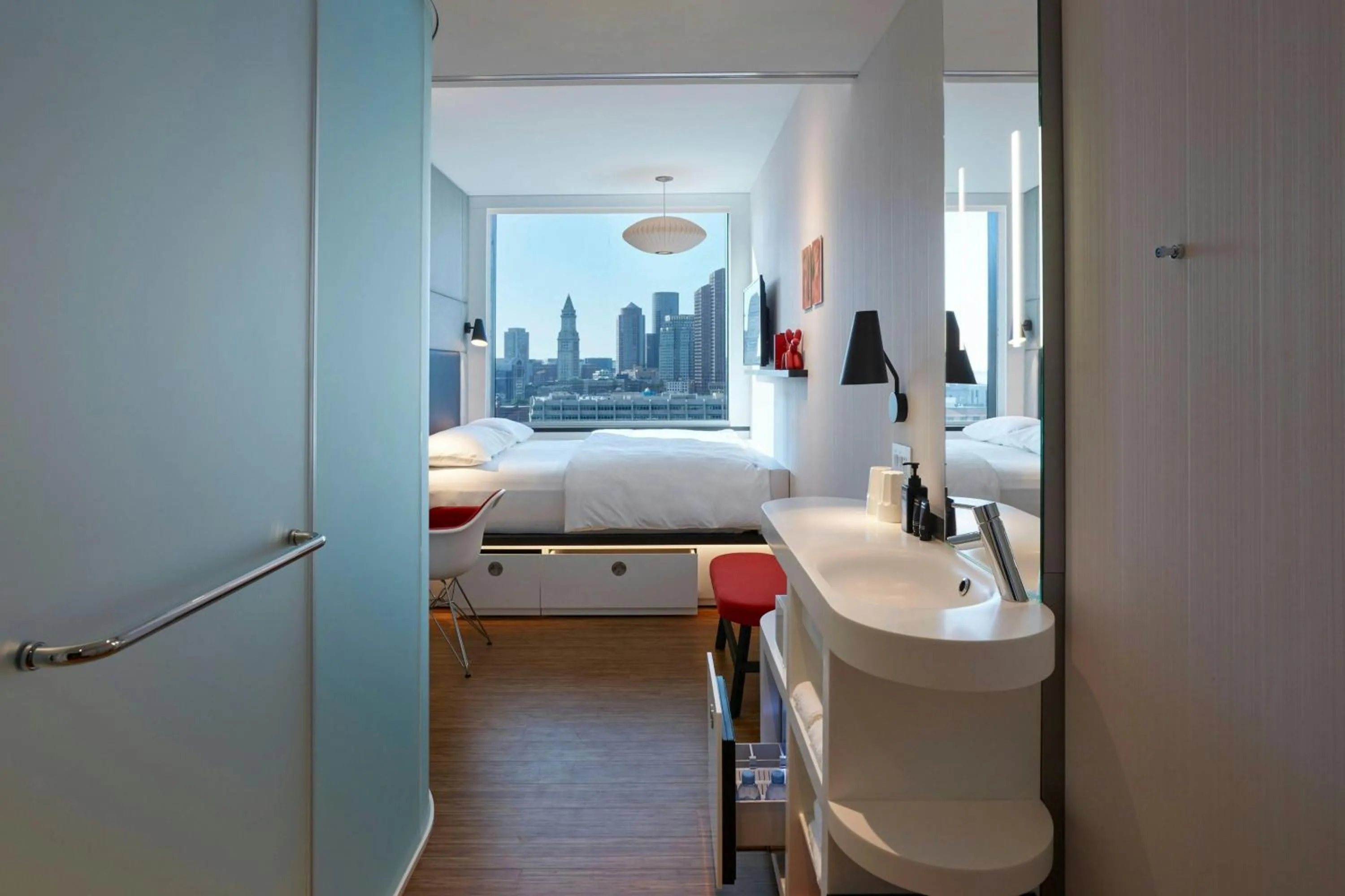 Bedroom, Bed in citizenM Boston North Station