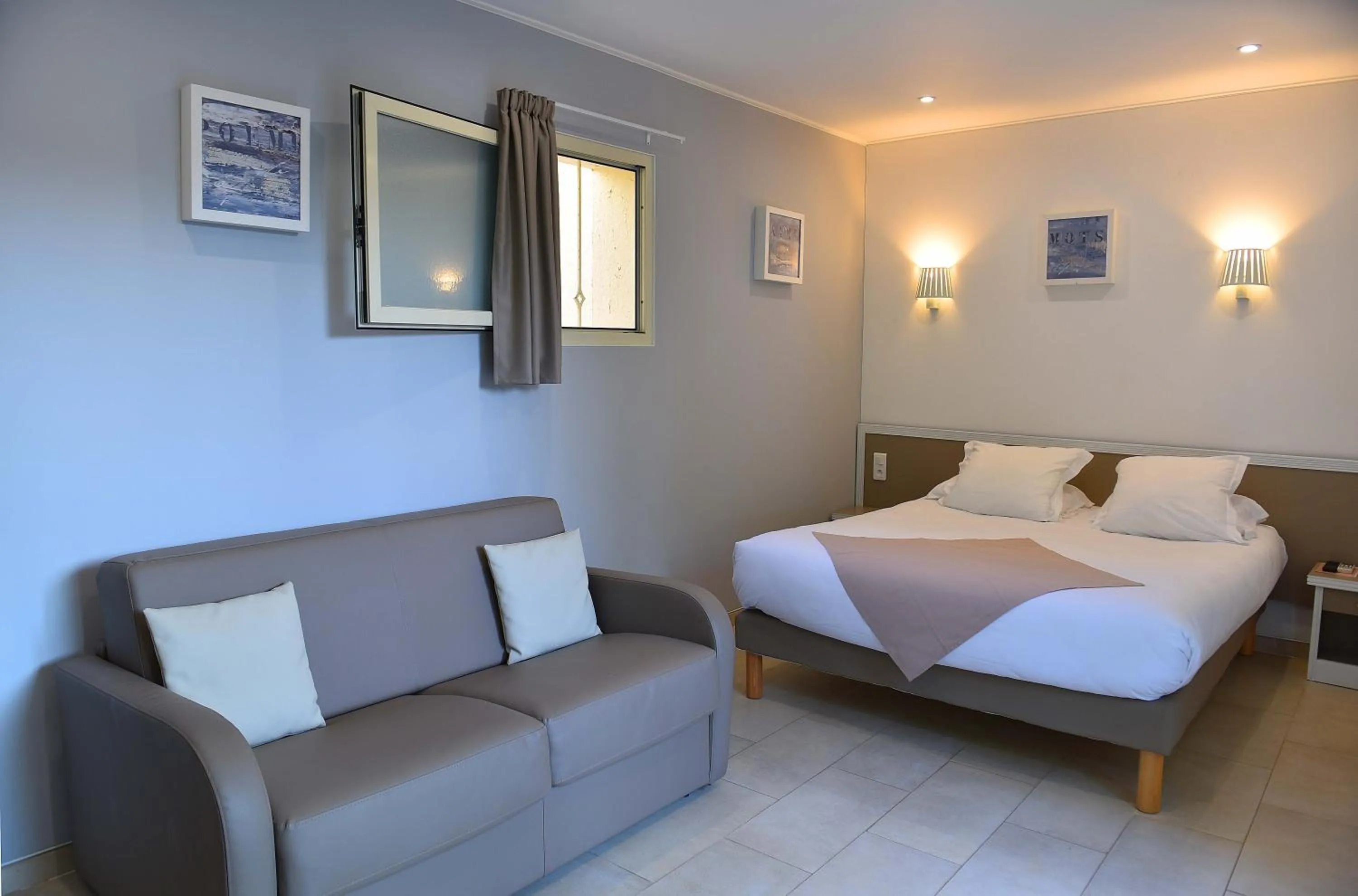 Photo of the whole room, Bed in Hotel & Restaurant San Pellegrino