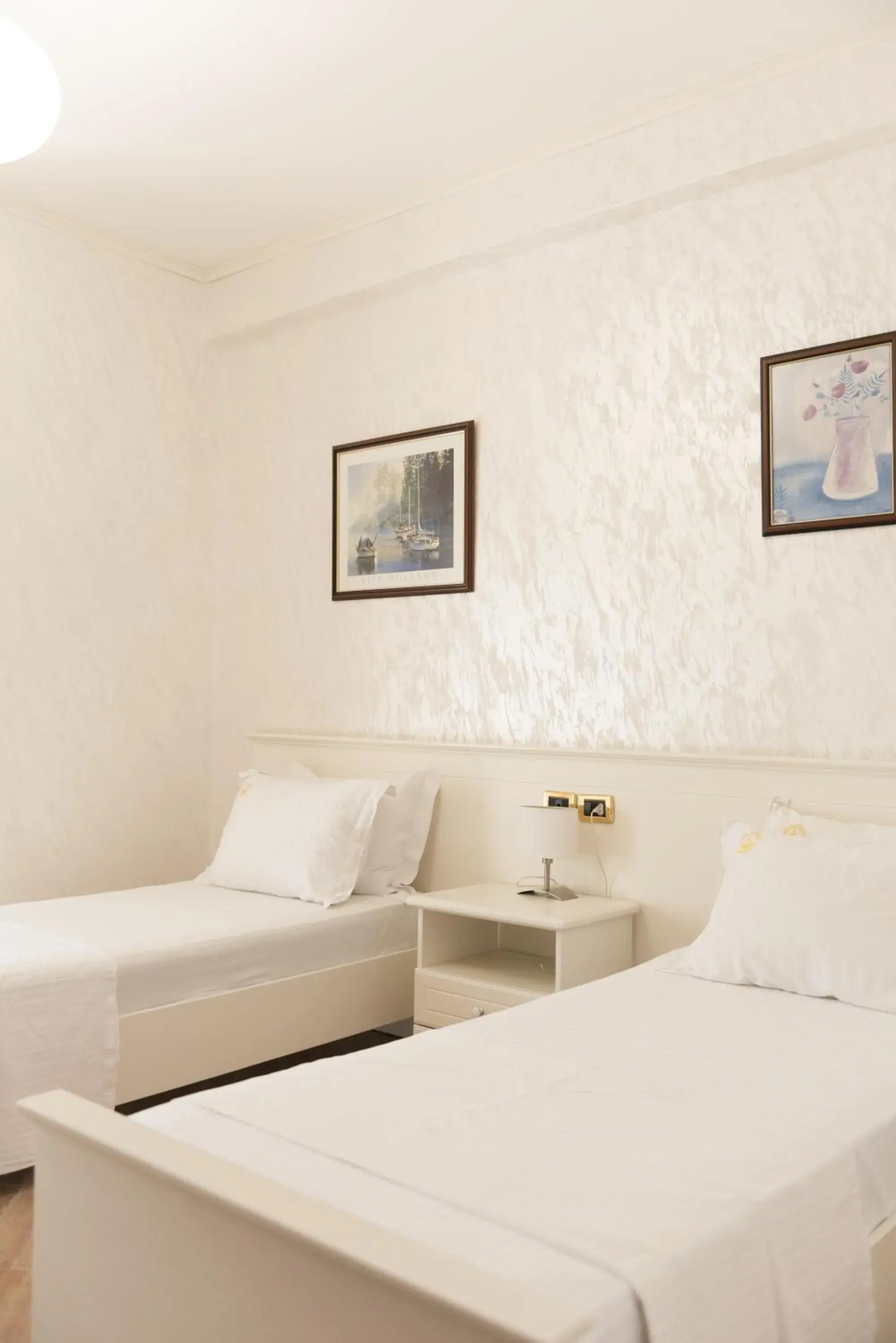 Bed in Iliria Internacional Hotel Bed in Iliria Internacional Hotel