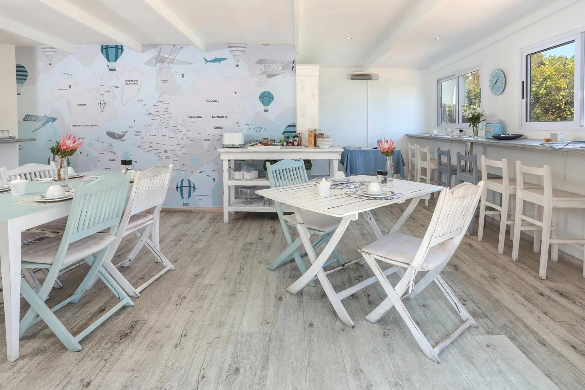 Dining area in Sixteen Guesthouse on Main