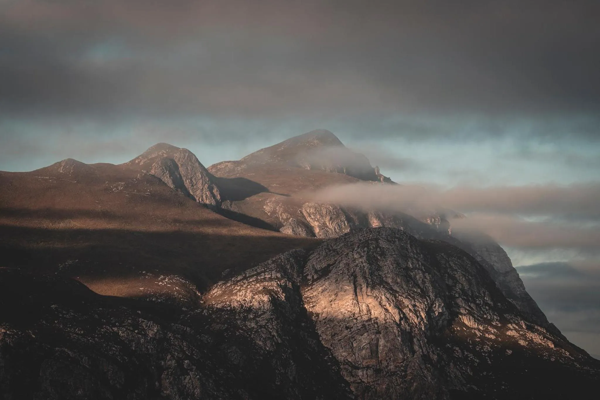 Mountain view in Sixteen Guesthouse on Main