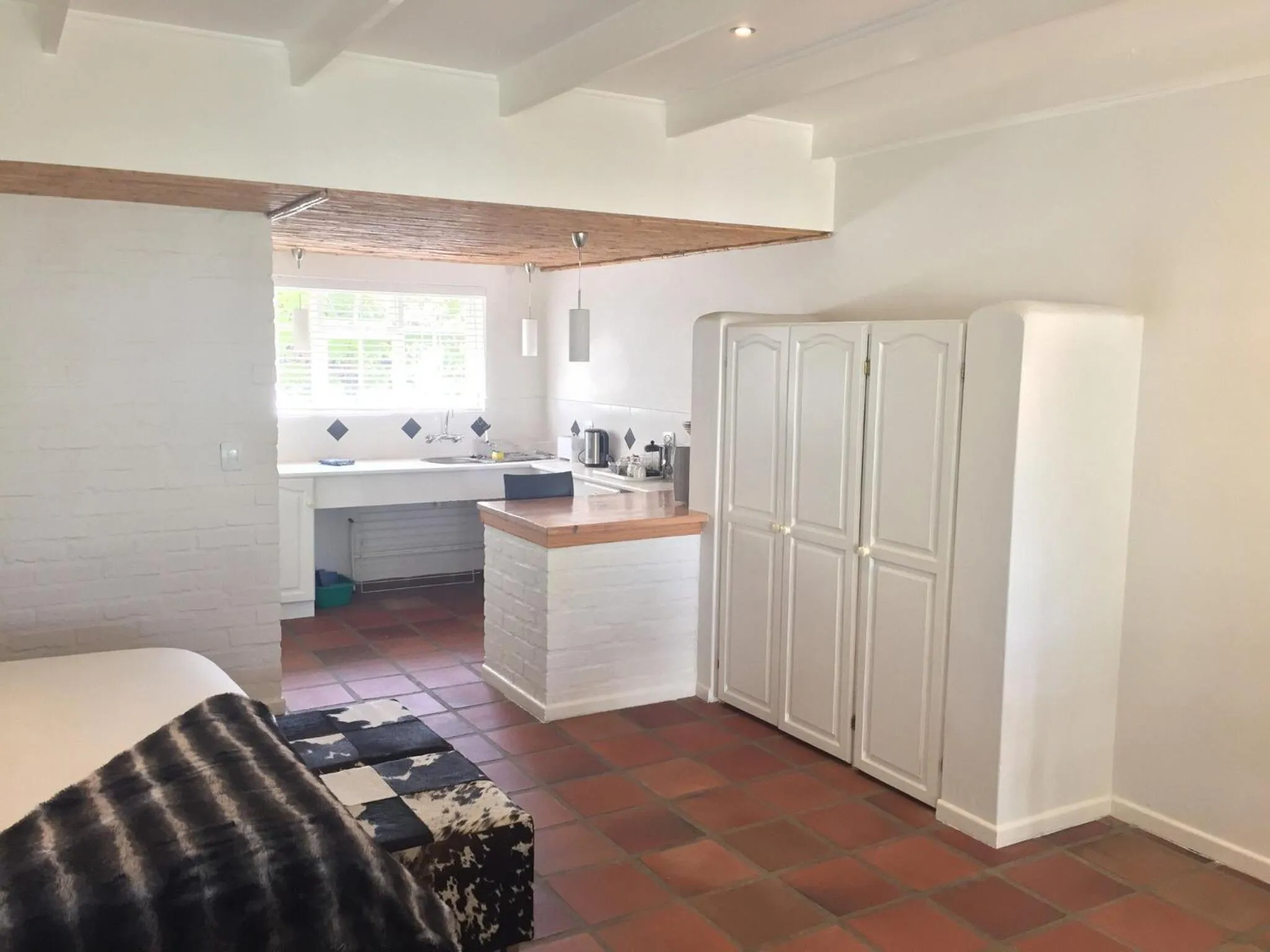 Kitchen or kitchenette in Albourne Guesthouse