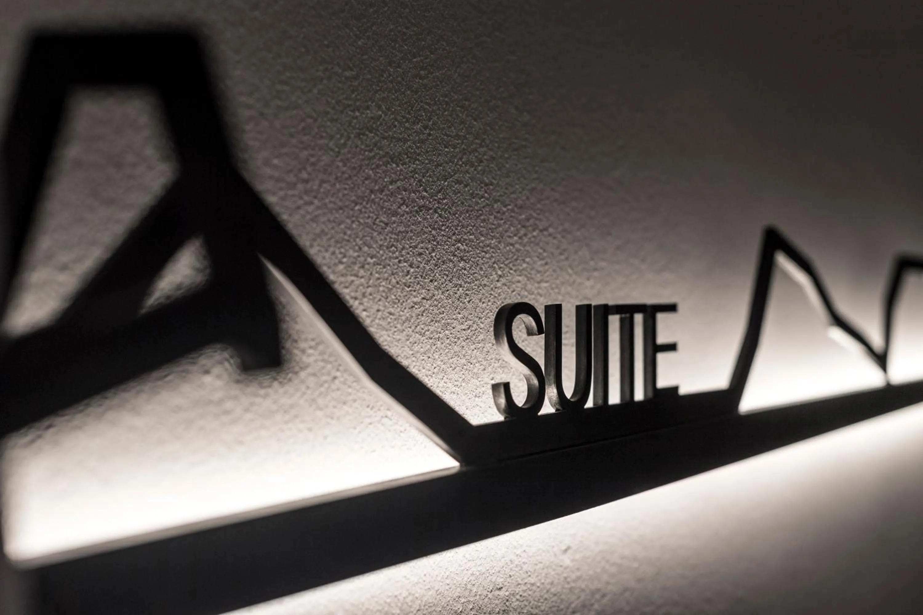 Property logo or sign in Bad Ratzes