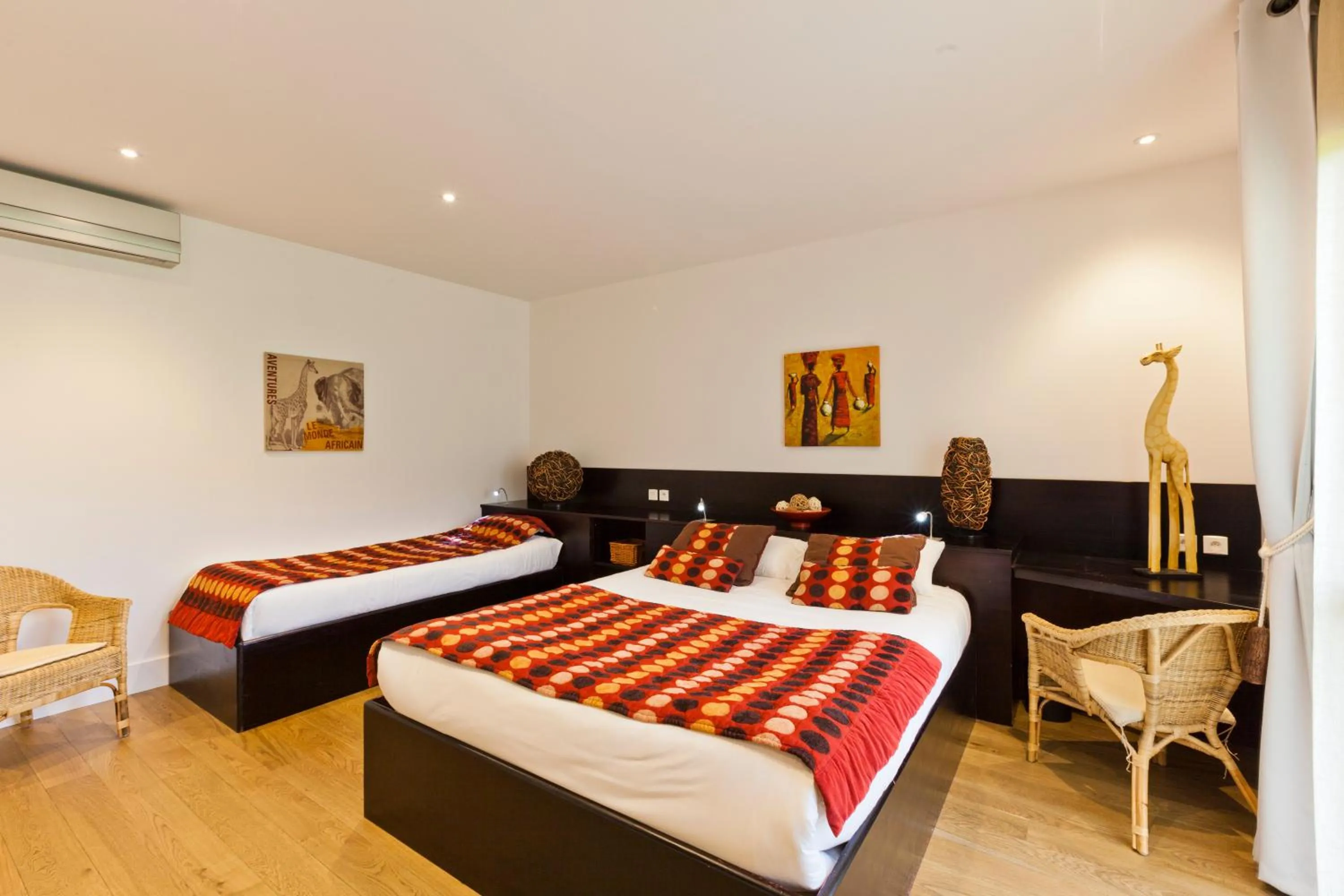 Bed in Hôtel Auberge de Chavannes