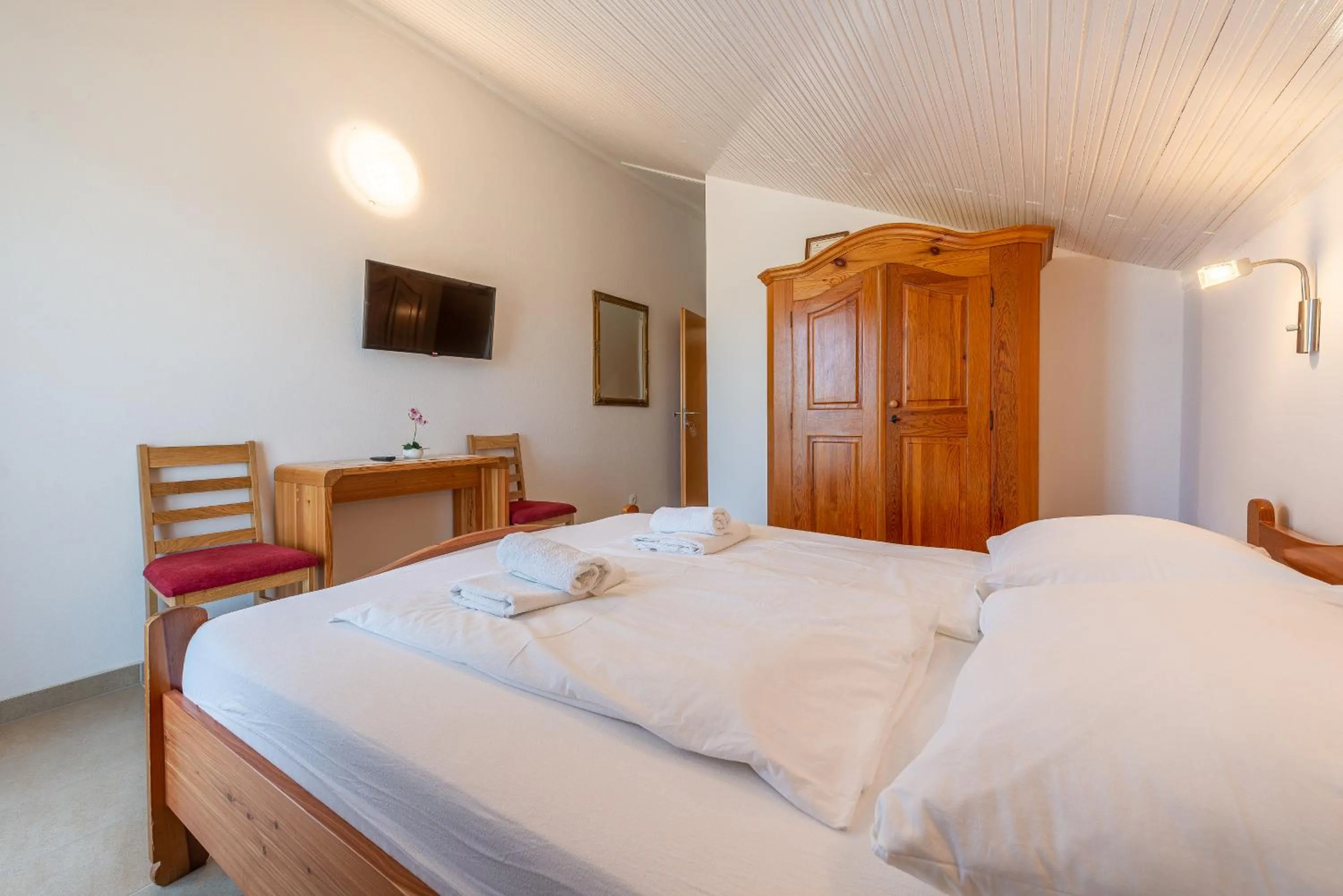 Bedroom, Bed in Bed & Breakfast Maki