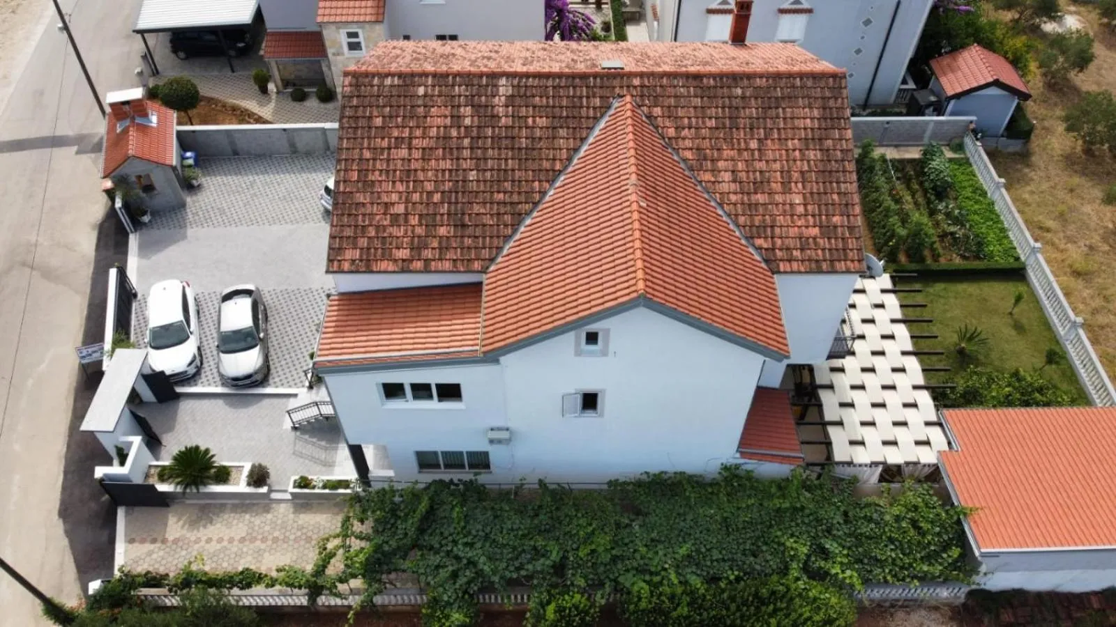 Property building in Bed & Breakfast Maki