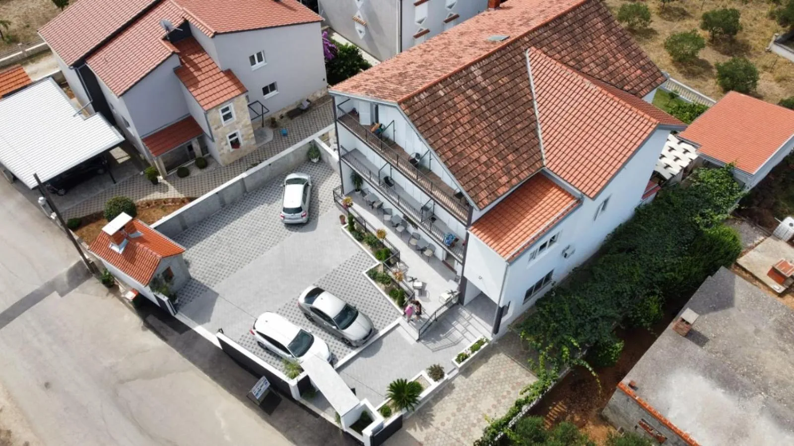 Property building in Bed & Breakfast Maki