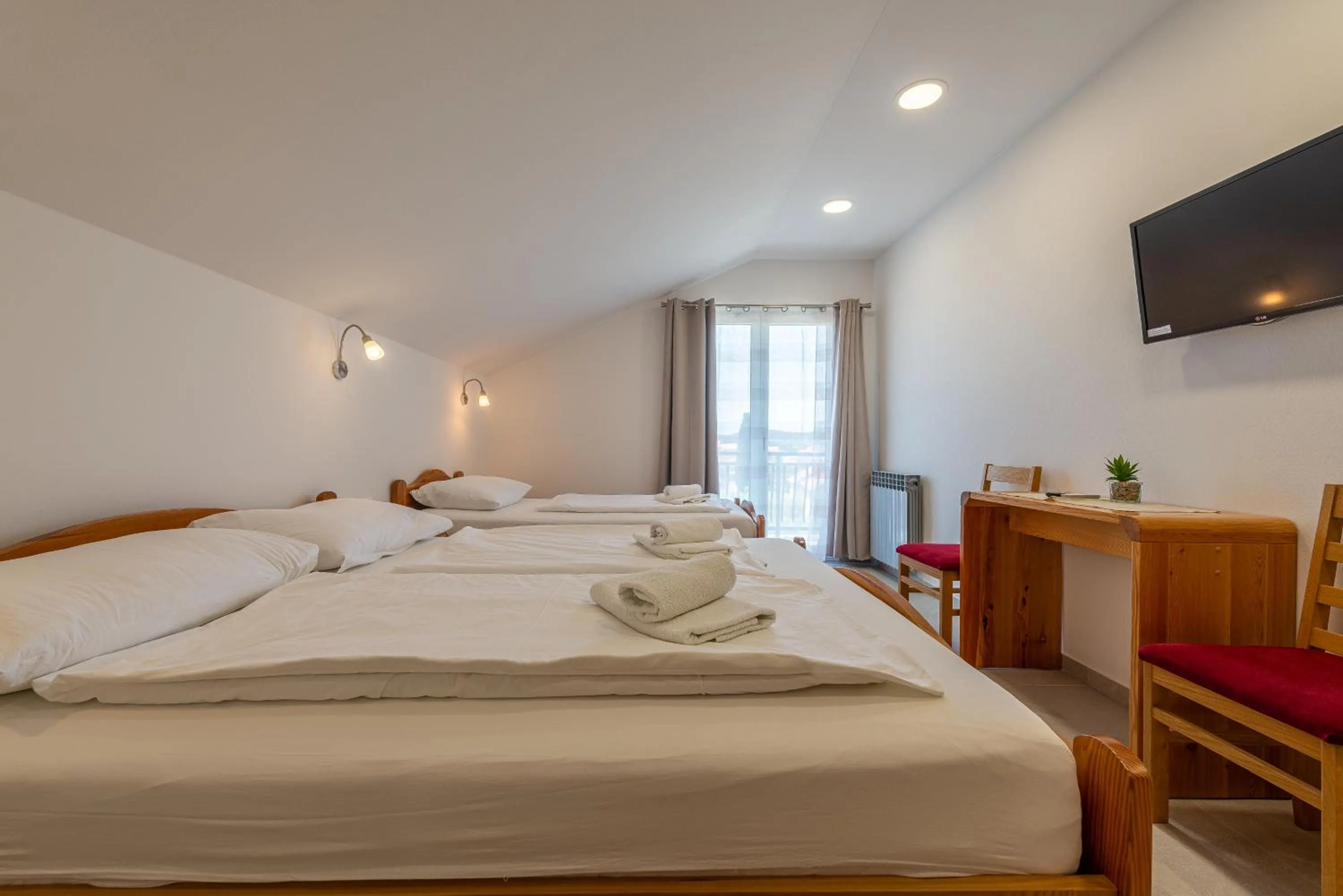 Bedroom, Bed in Bed & Breakfast Maki