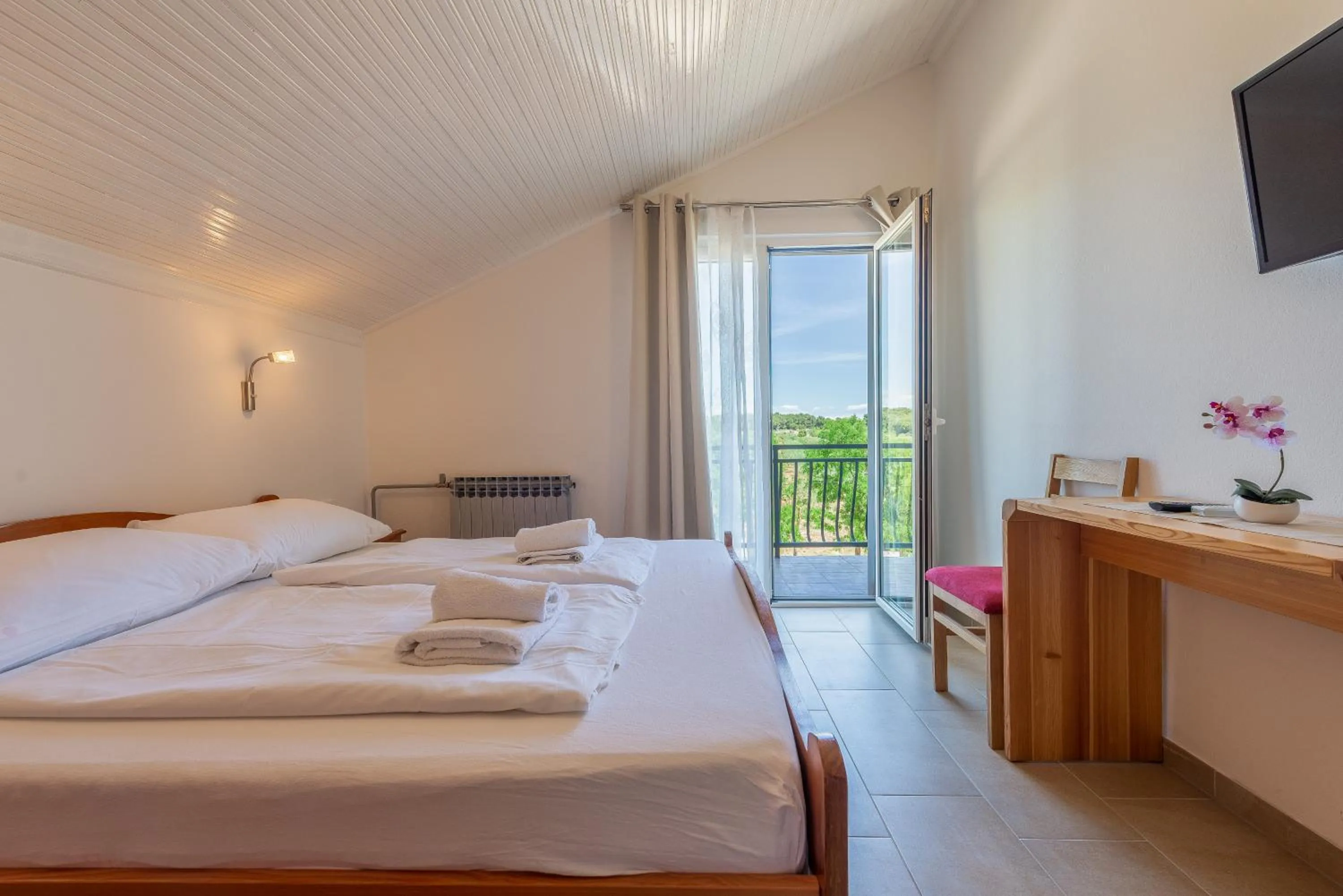 Bedroom, Bed in Bed & Breakfast Maki