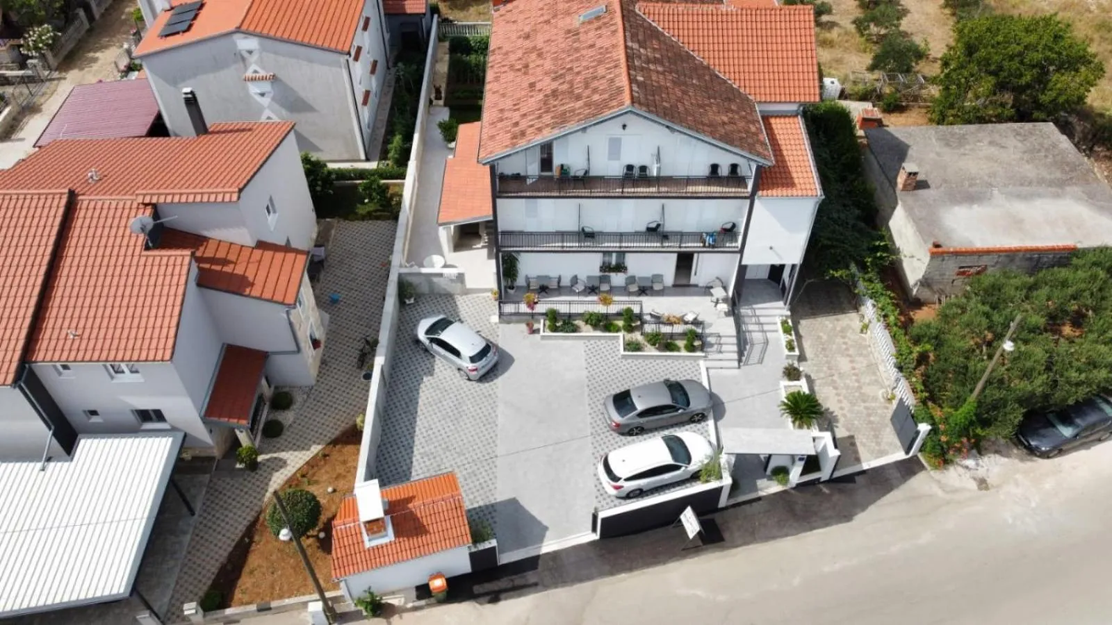 Property building in Bed & Breakfast Maki