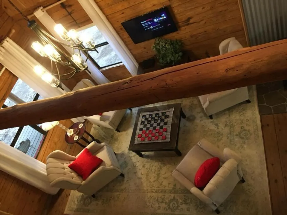Cora's Main Log Cabin