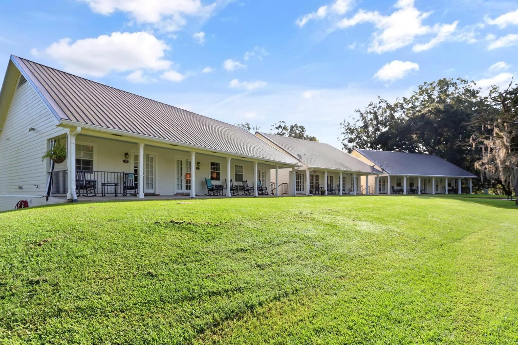 Patio in Greenwood Plantation B&B Inn