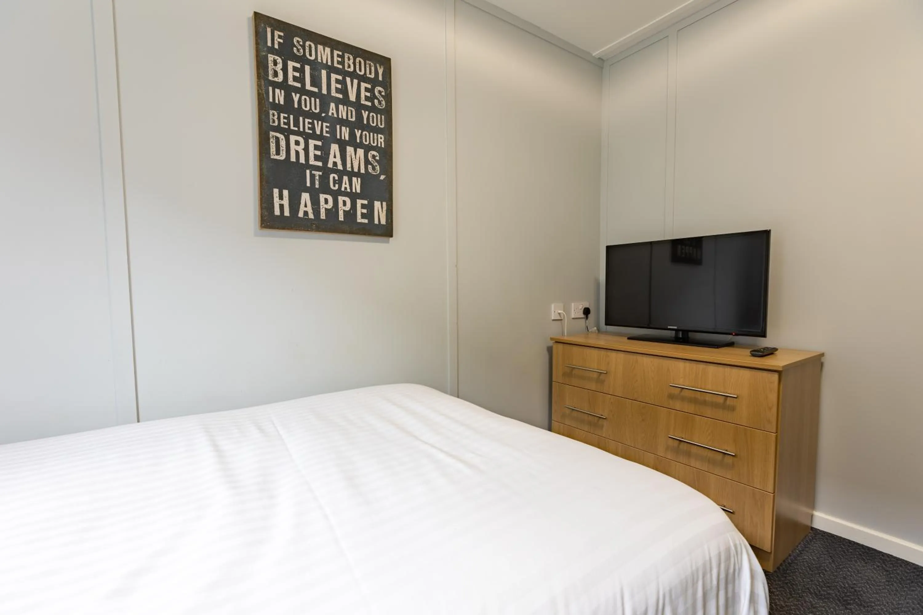 TV and multimedia in Nightel Hotel