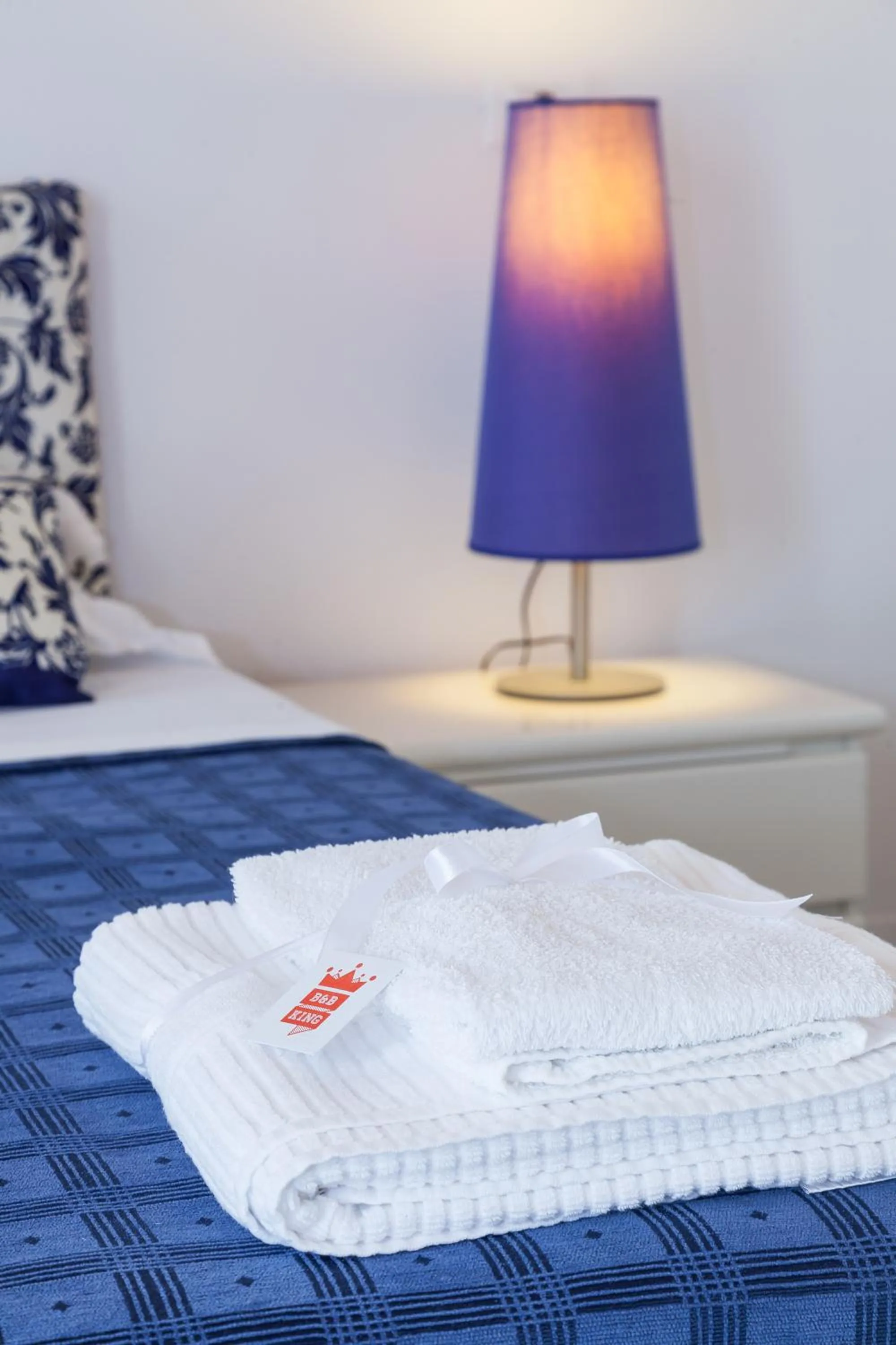 Decorative detail, Bed in B&B King