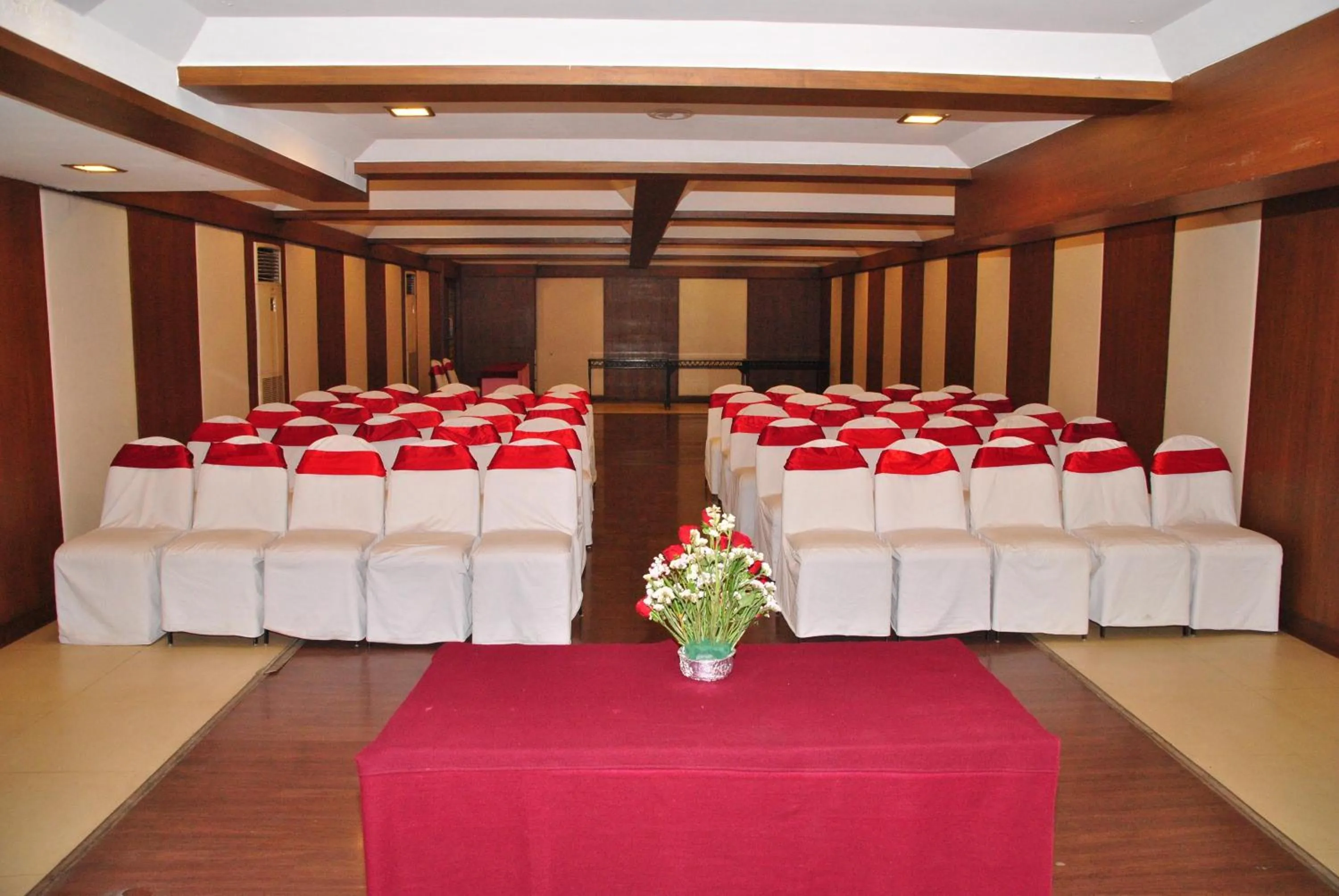 Banquet/Function facilities in Hotel Aurora Towers