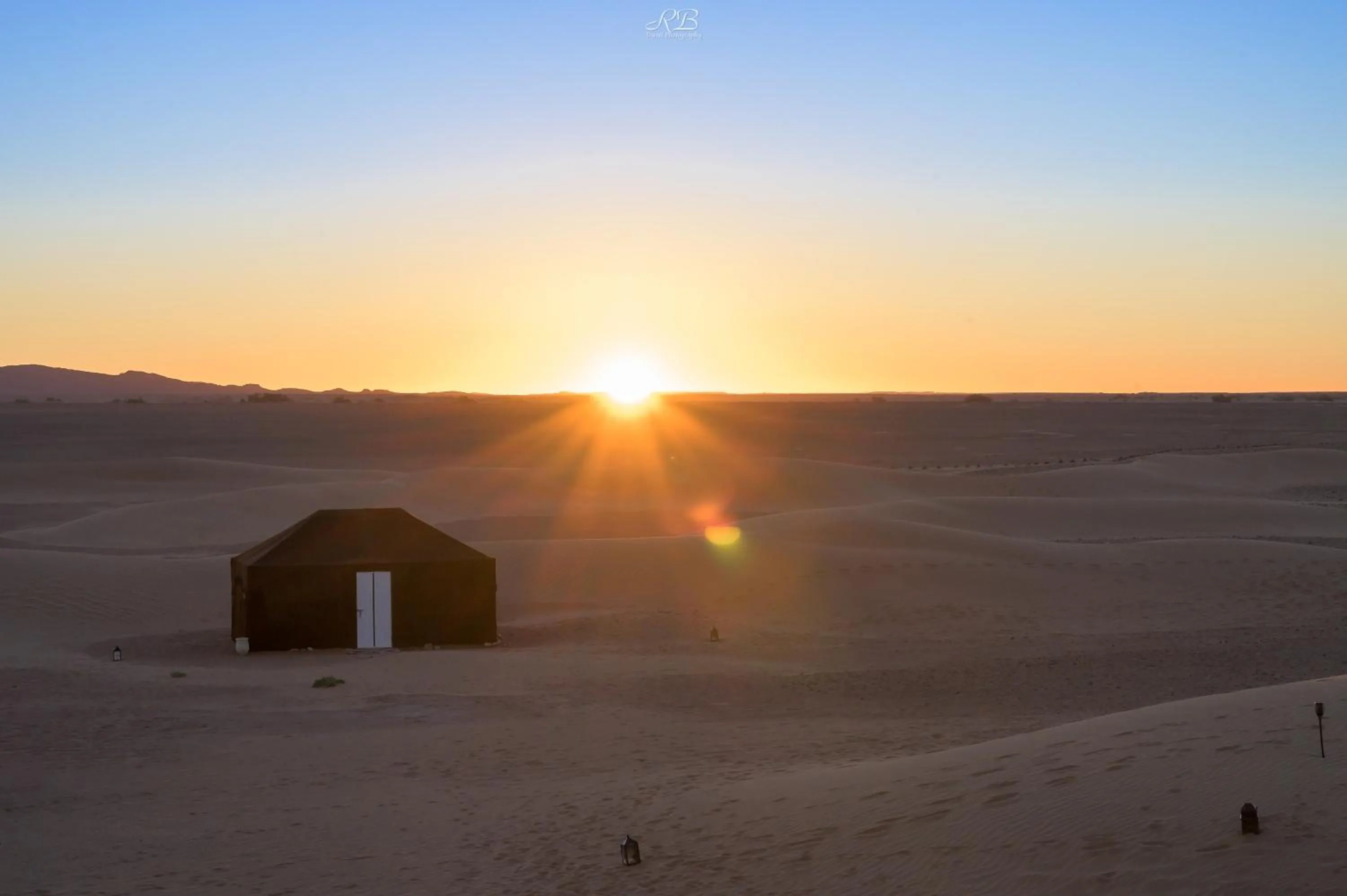 Sunrise in Authentique berber Camp & Activities
