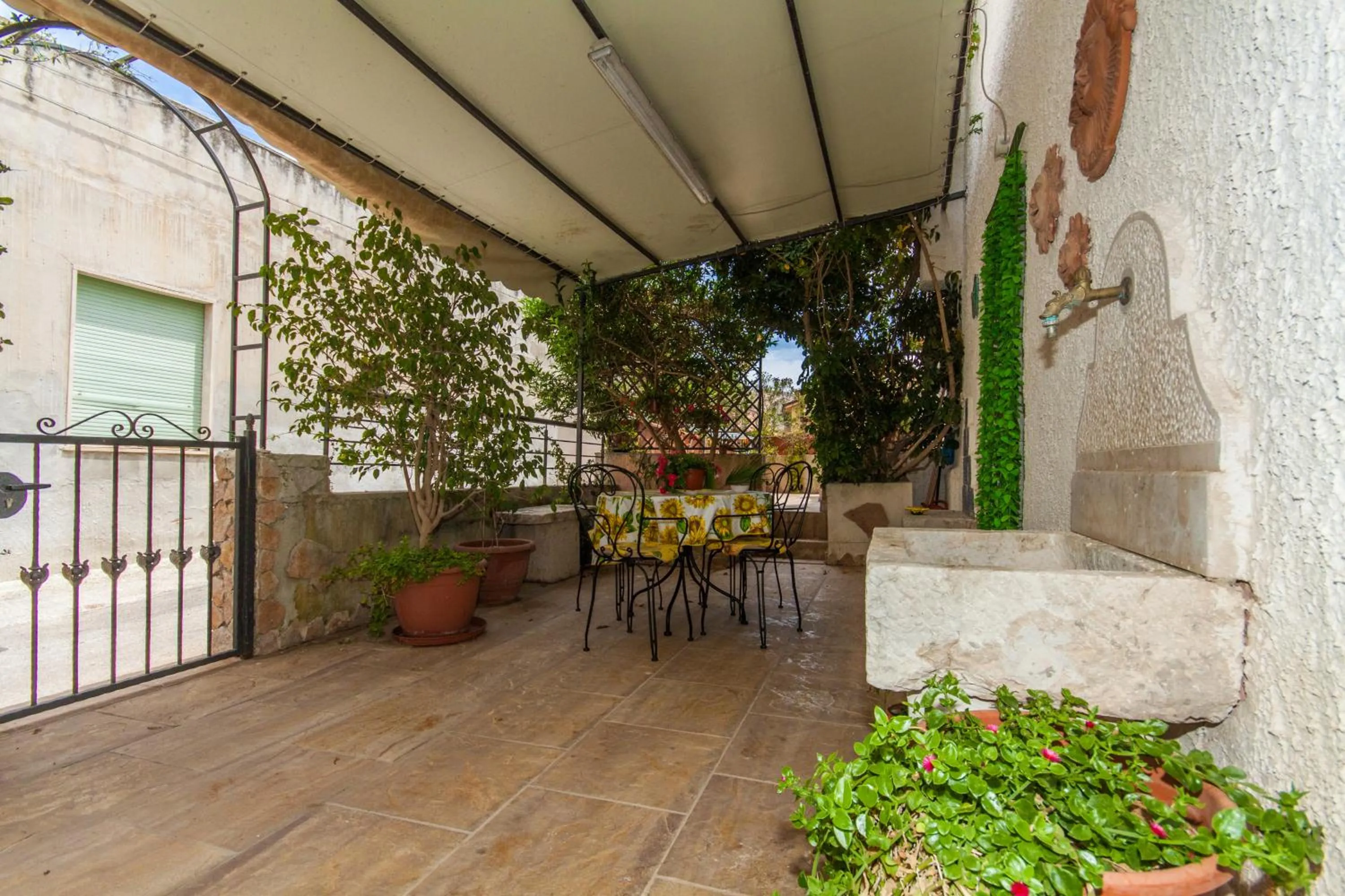 Garden in La Pergola B&B